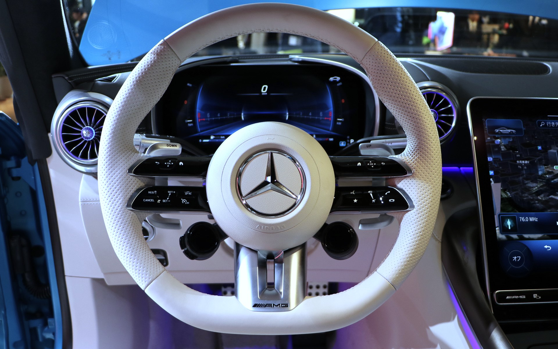 ステアリングホイール