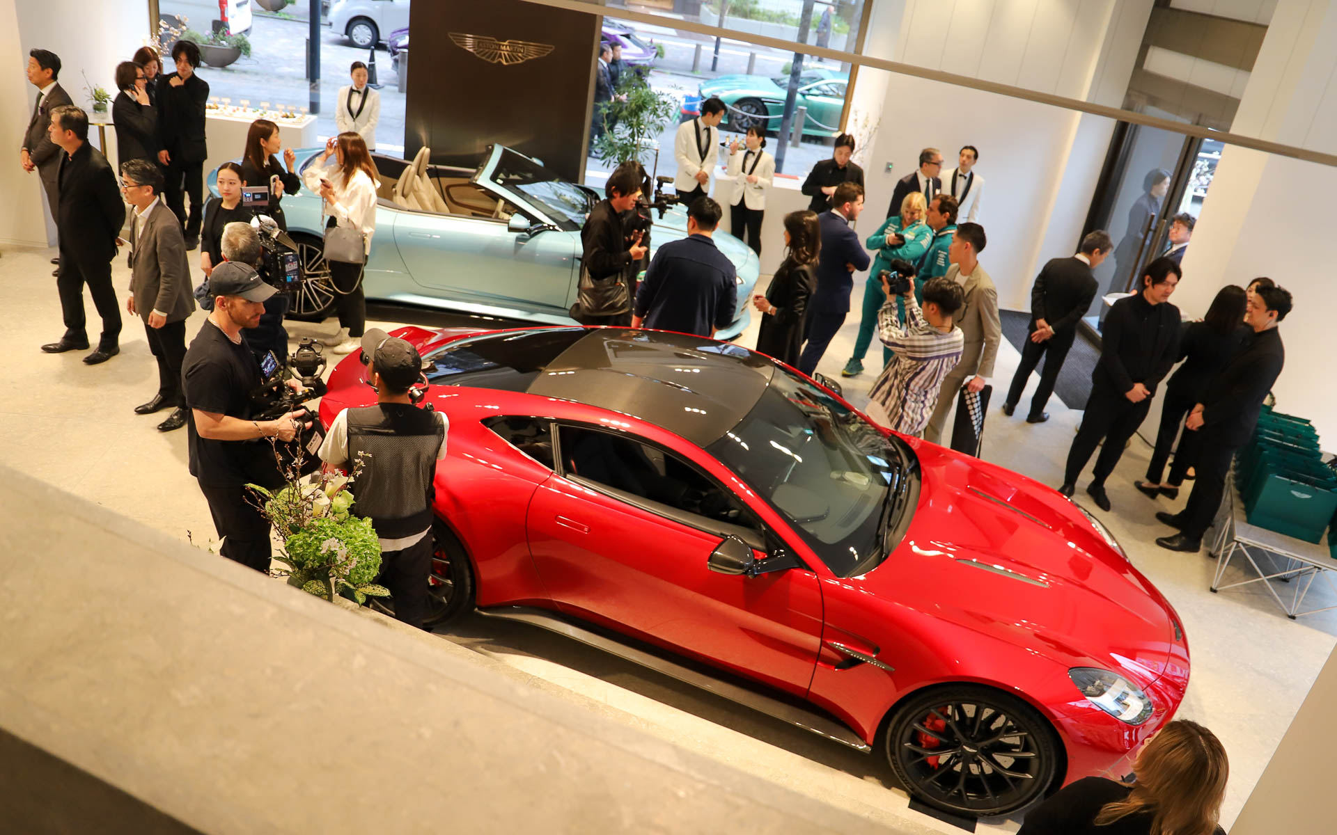 ショールーム1階