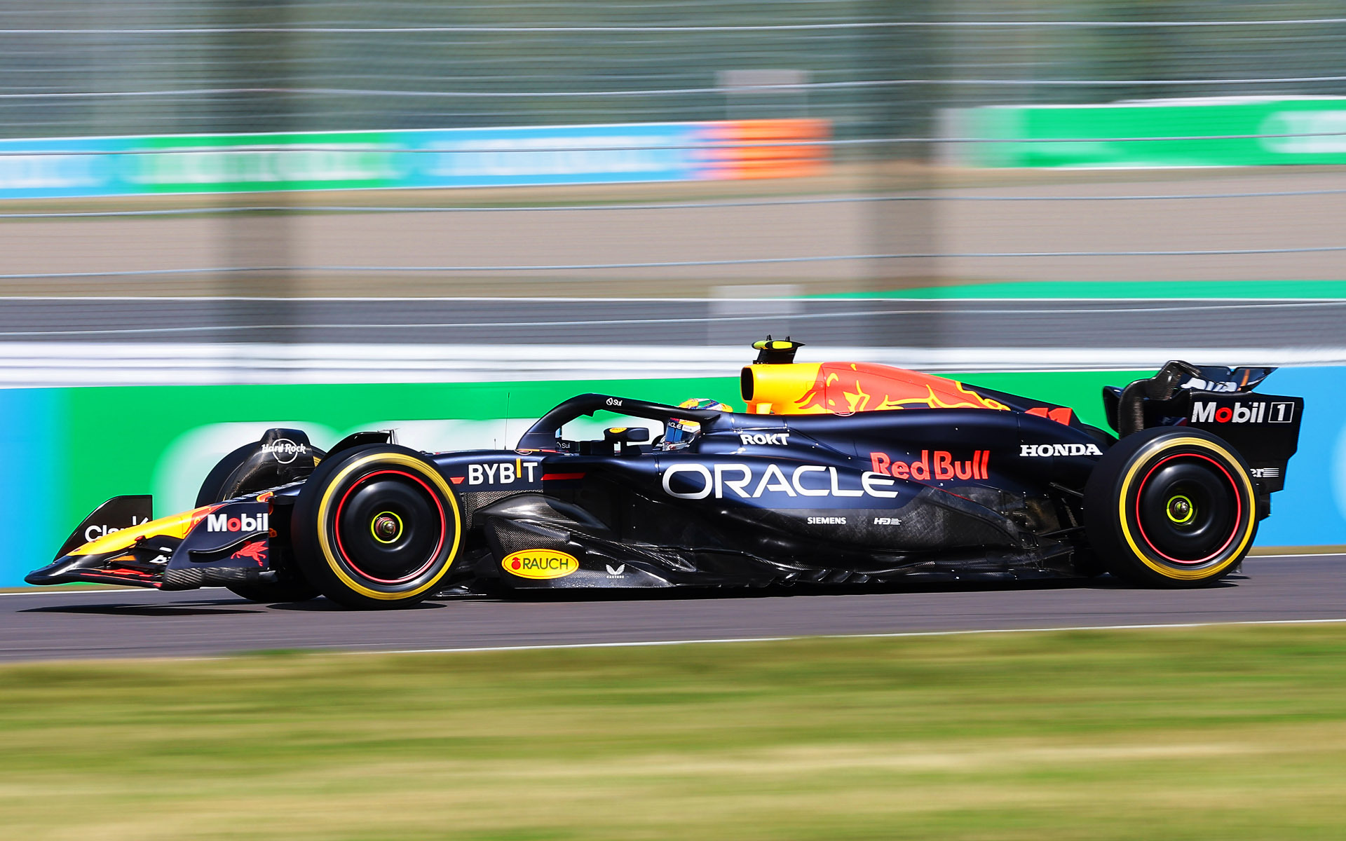 2位はセルジオ・ペレス選手