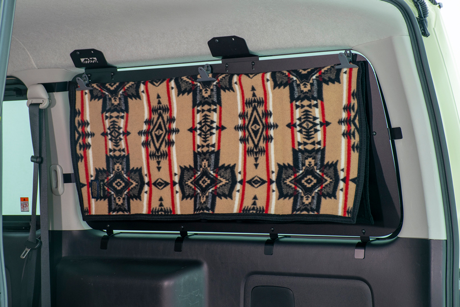 マグネット製品は外れる恐れがあるので、走行時の使用は禁止としている