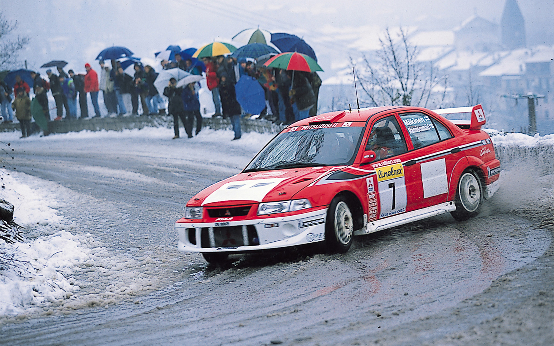 2001年にモンテカルロラリーにて優勝した「ランサーエボリューションVI」