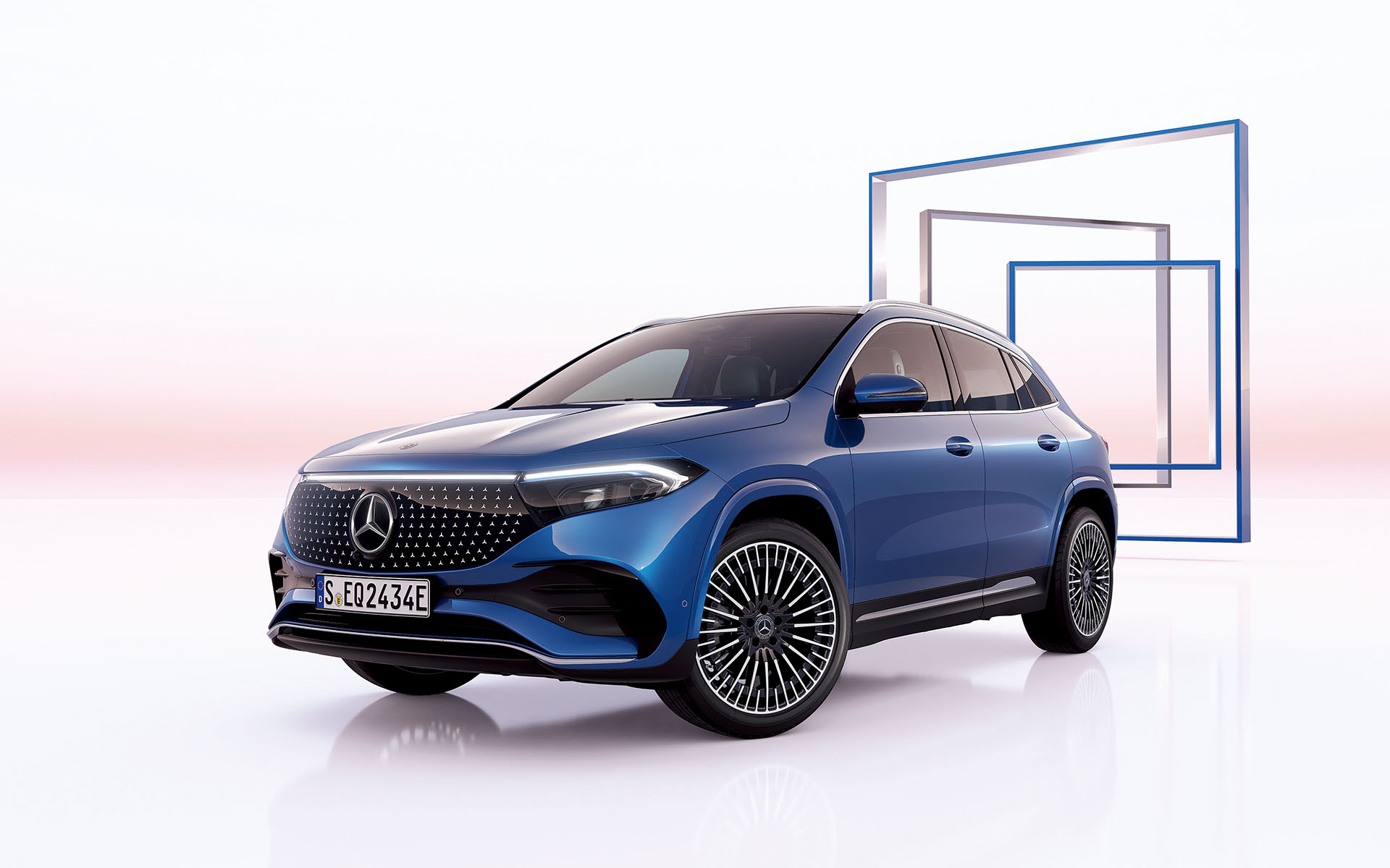 新型「EQA」を発売