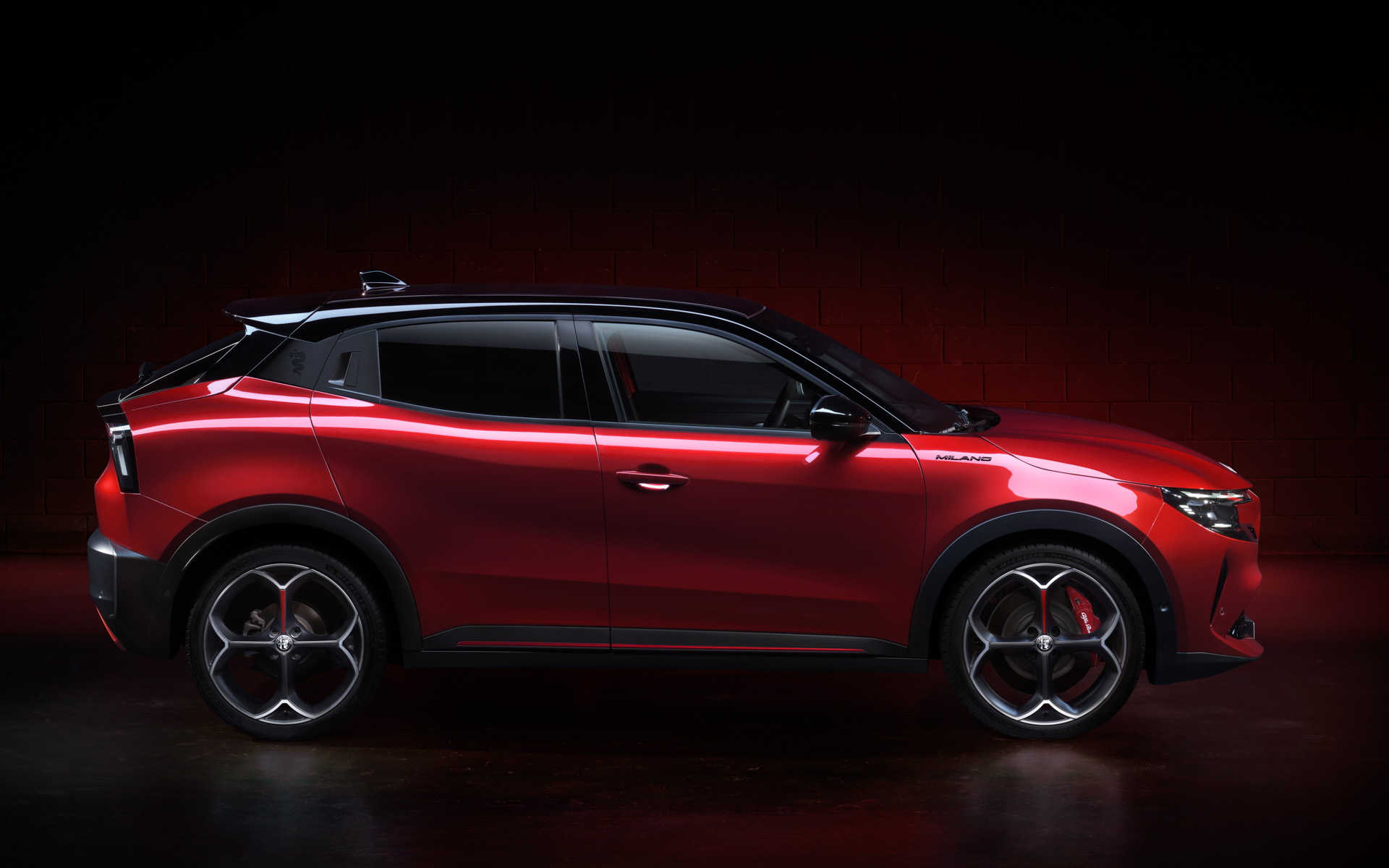 アルファ ロメオの新型コンパクトSUV「ミラノ」