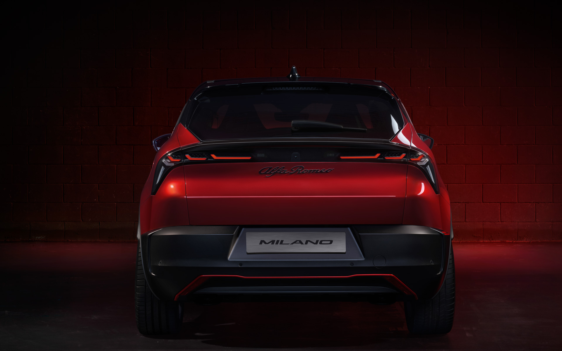 アルファ ロメオの新型コンパクトSUV「ミラノ」