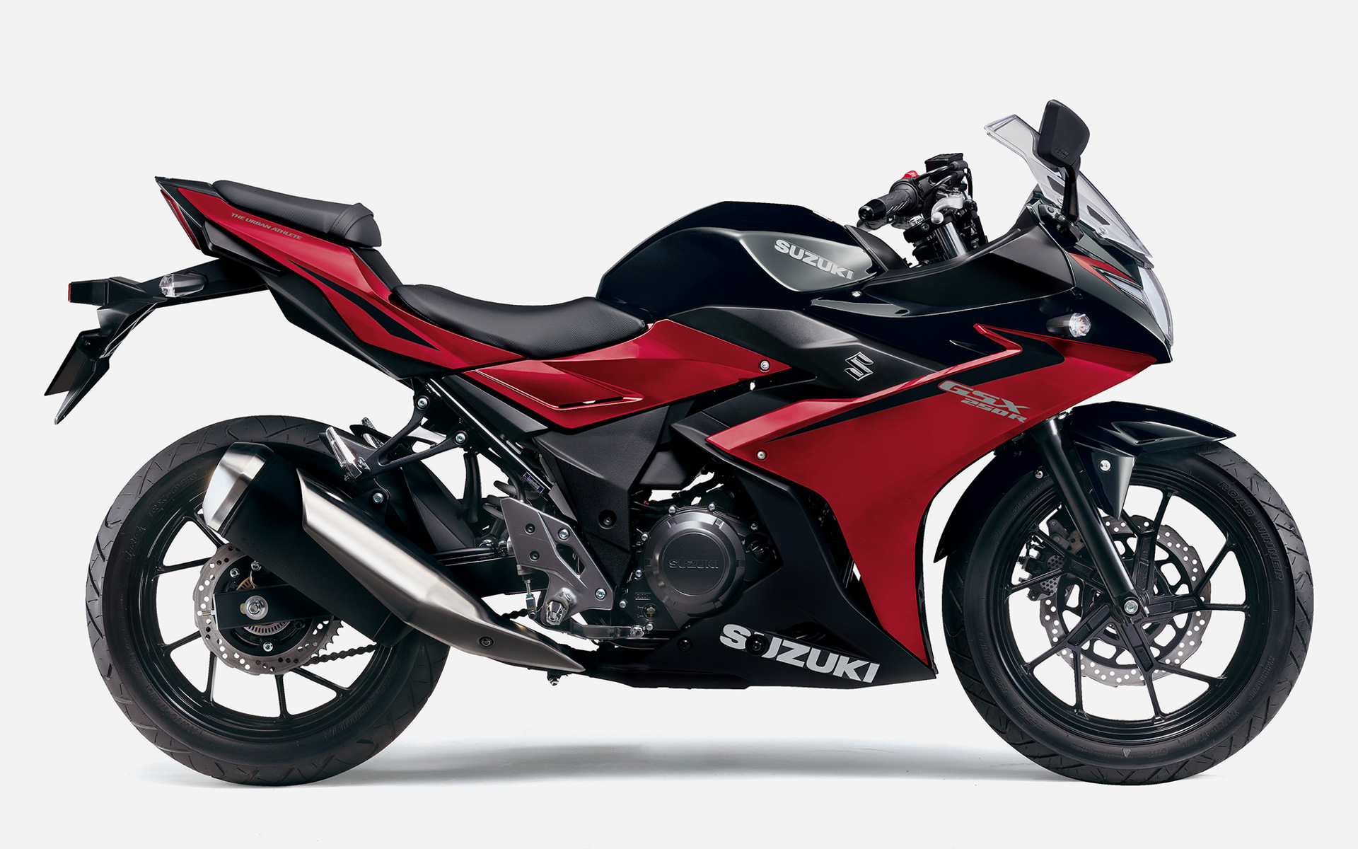 「GSX250R」（ダイヤモンドレッドメタリック/パールネブラーブラック）