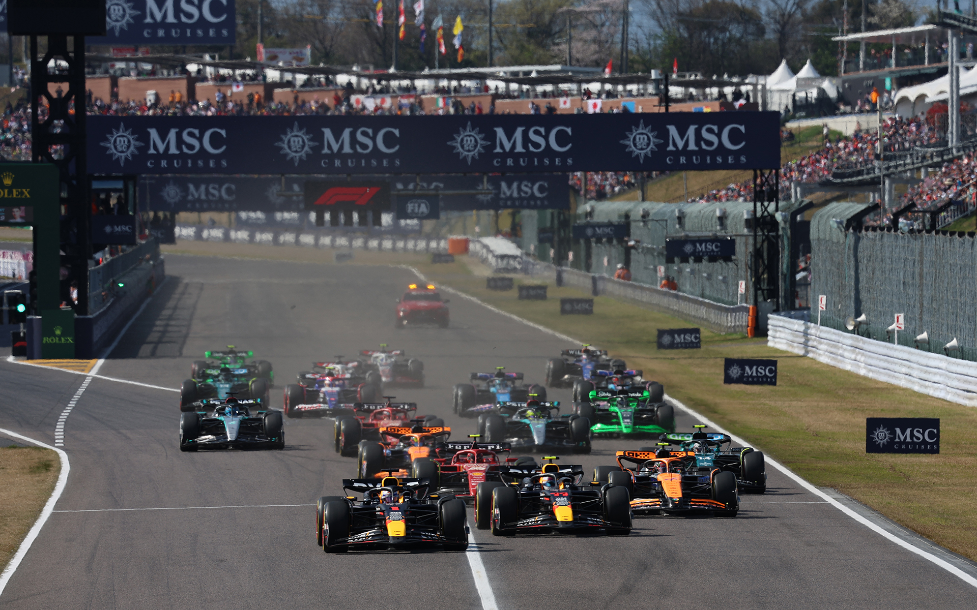 2024年F1日本グランプリのスタートシーン