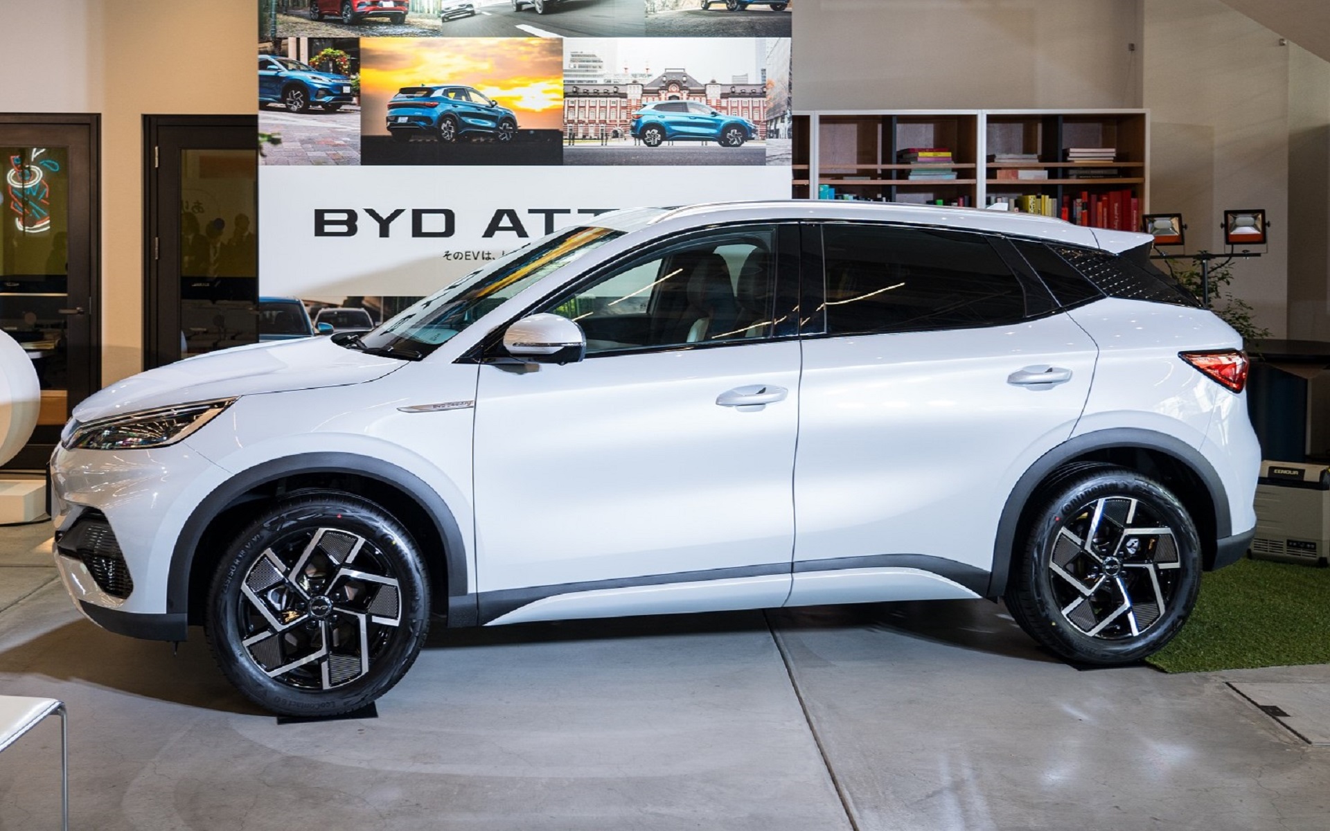 2023年1月に発売したミドルサイズSUV「アット3」