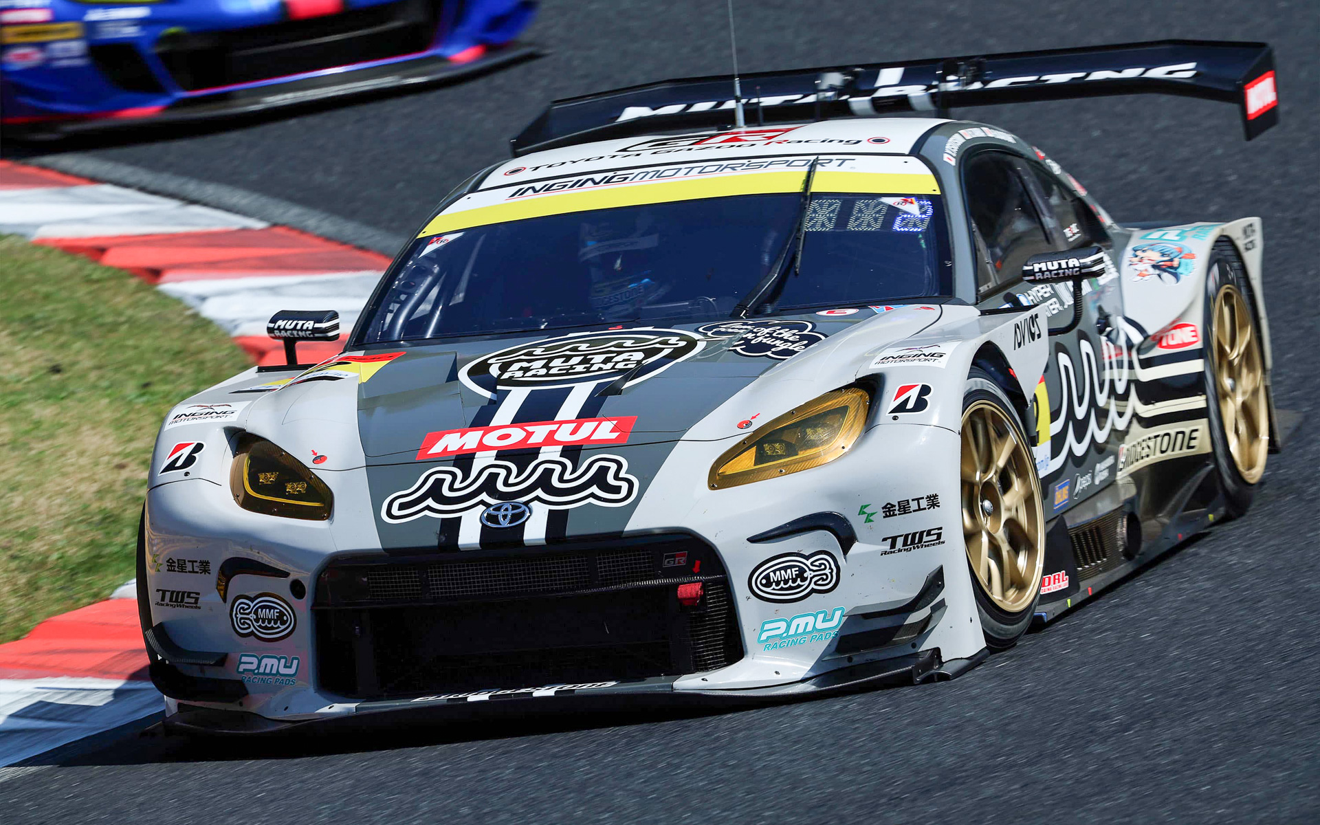 GT300クラスを制した2号車「muta Racing GR86 GT」
