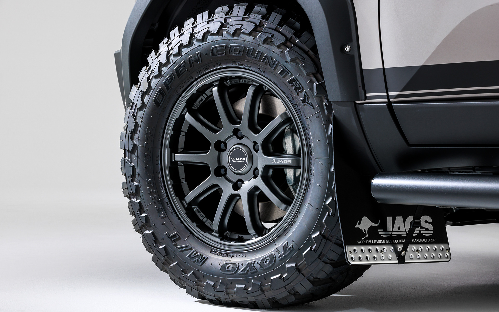 TRIBE CROSS（18×8.5J ＋55）マットガンメタリック（ラグナットセット）　価格27万1920円