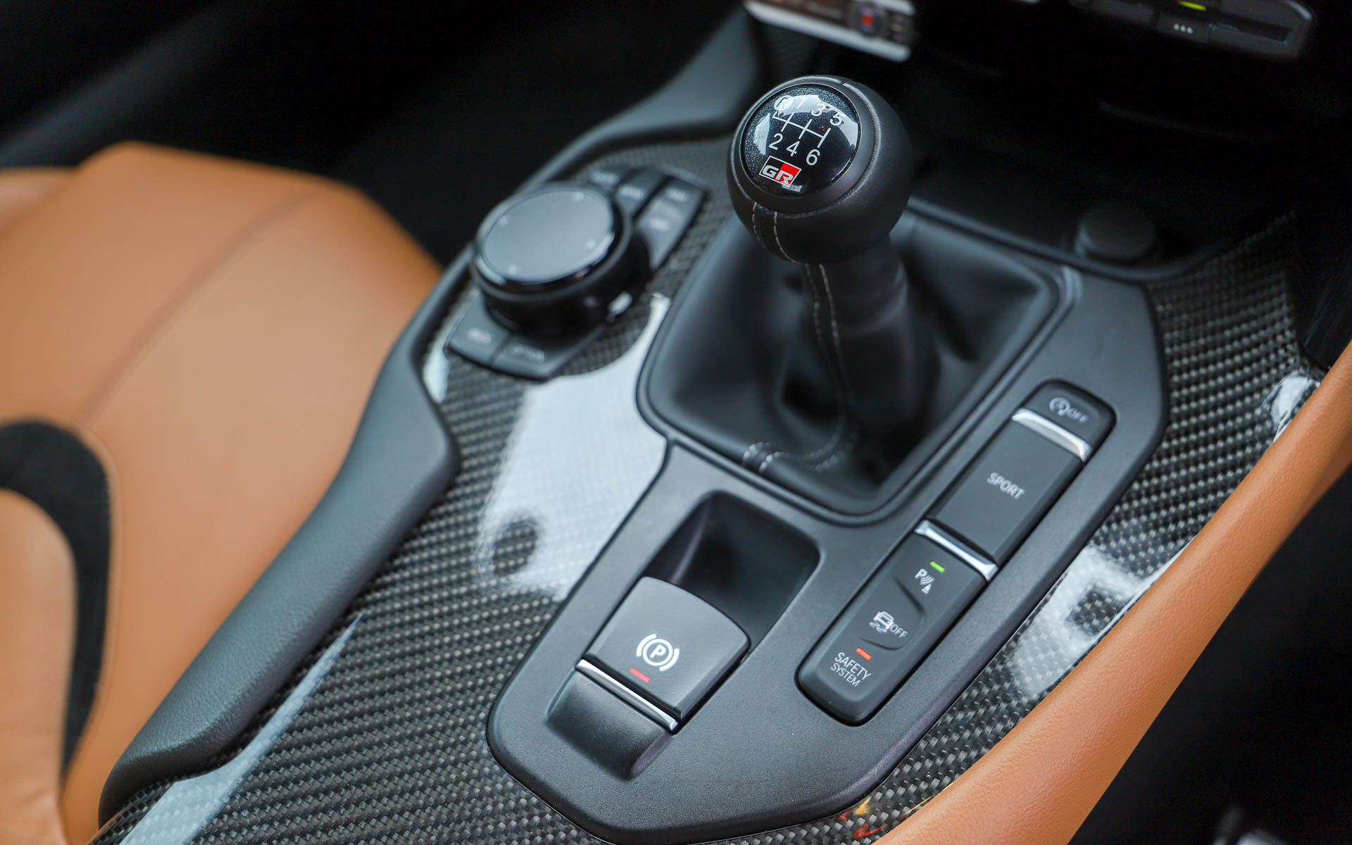 MTモデルのGRスープラは標準仕様で、素のGRスープラでのドライビングが楽しめる