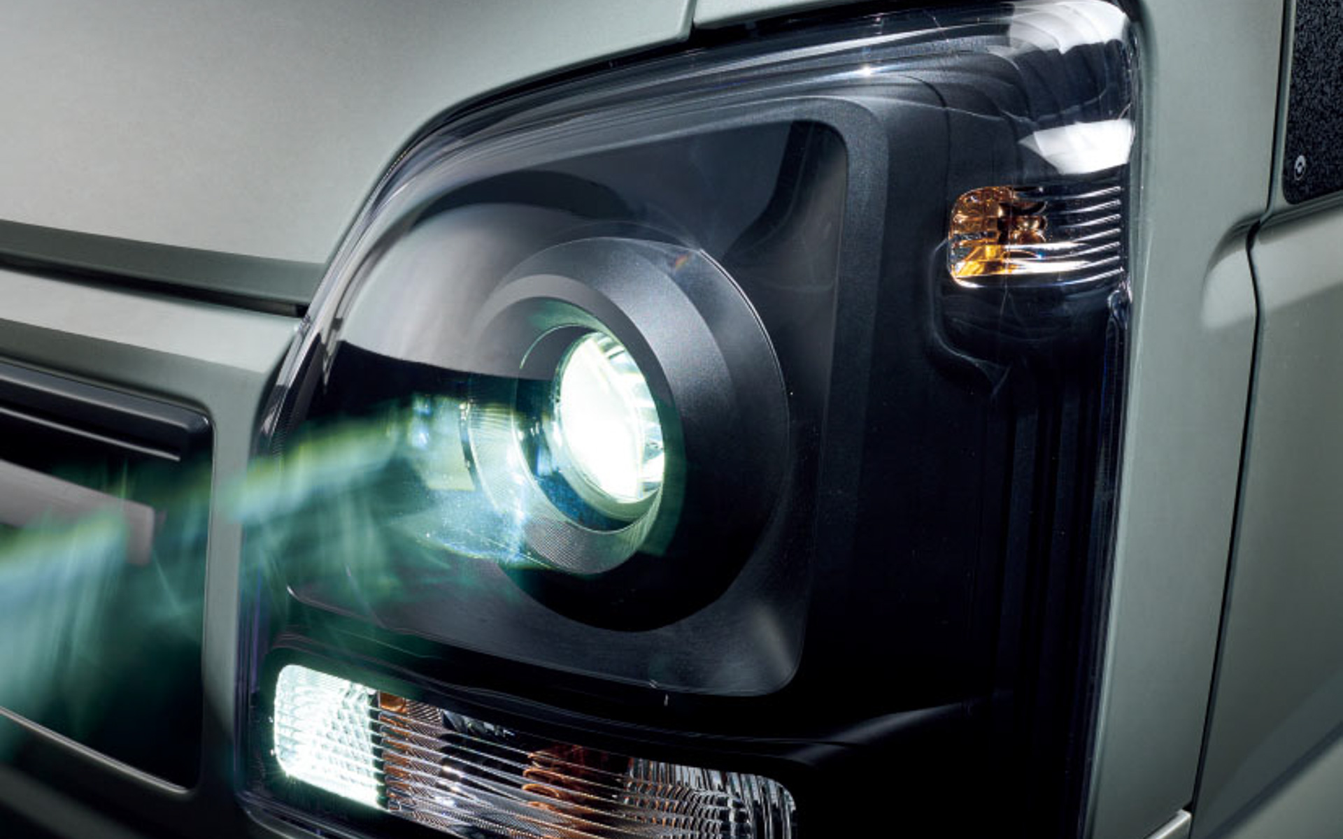 キャリイ KX、スーパーキャリイ XにLEDヘッドライトを標準装備