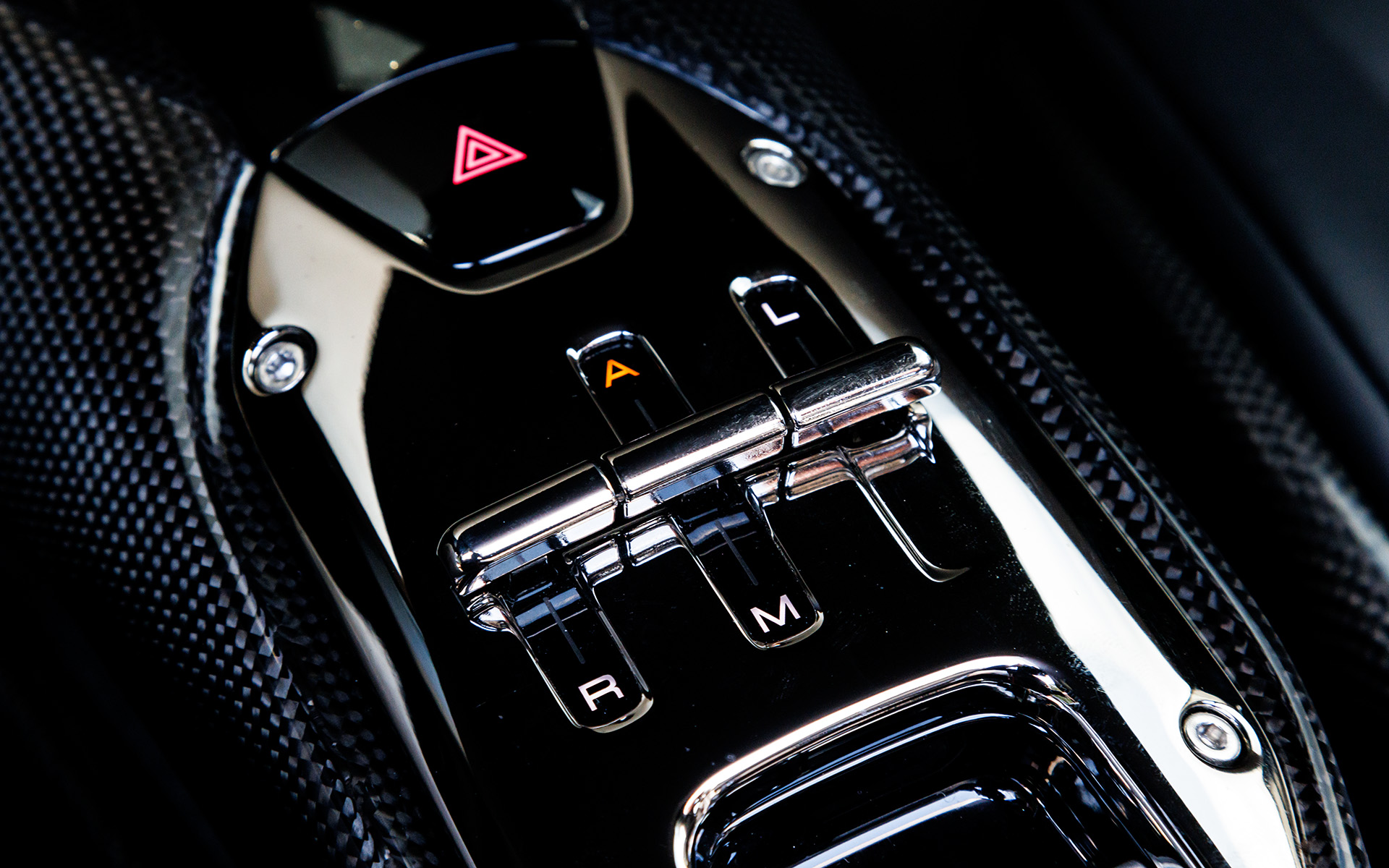 シフトレバースイッチ