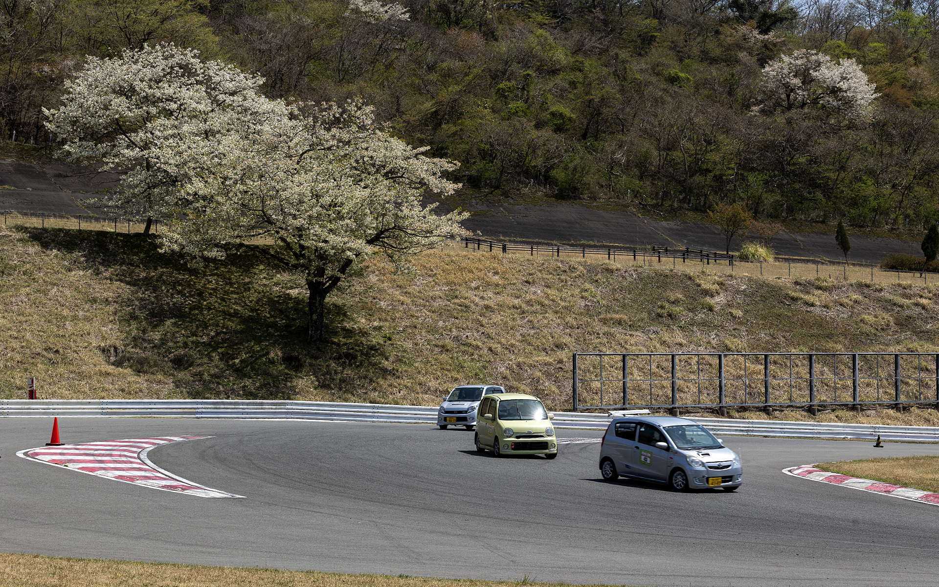 タイムアタックの走行時間は各クラス15分間が2回用意されている。クリアラップを取るか、追走でいくか、自分にとって走りやすい環境を作るための戦略も立てたい