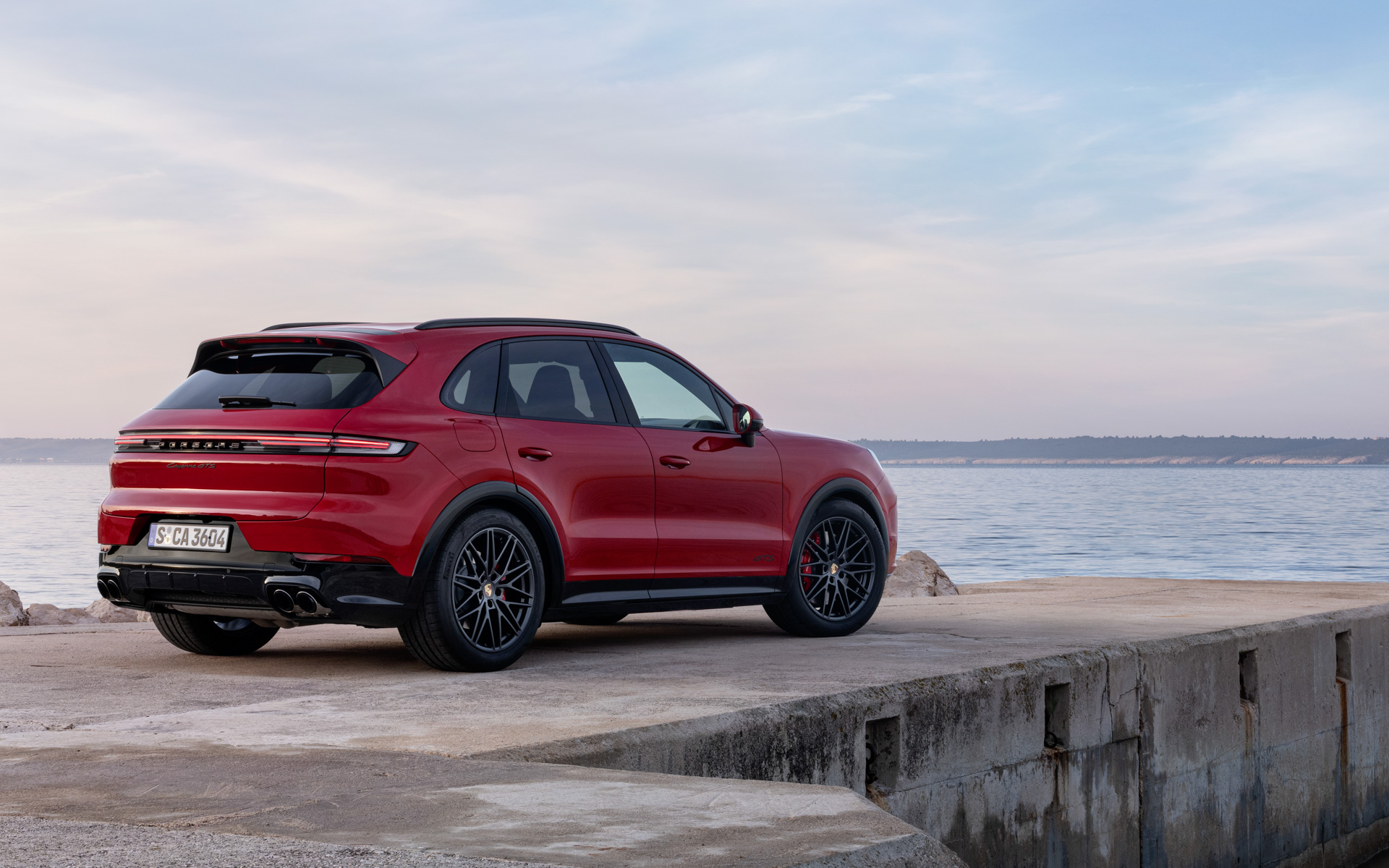 新型「カイエンGTS」