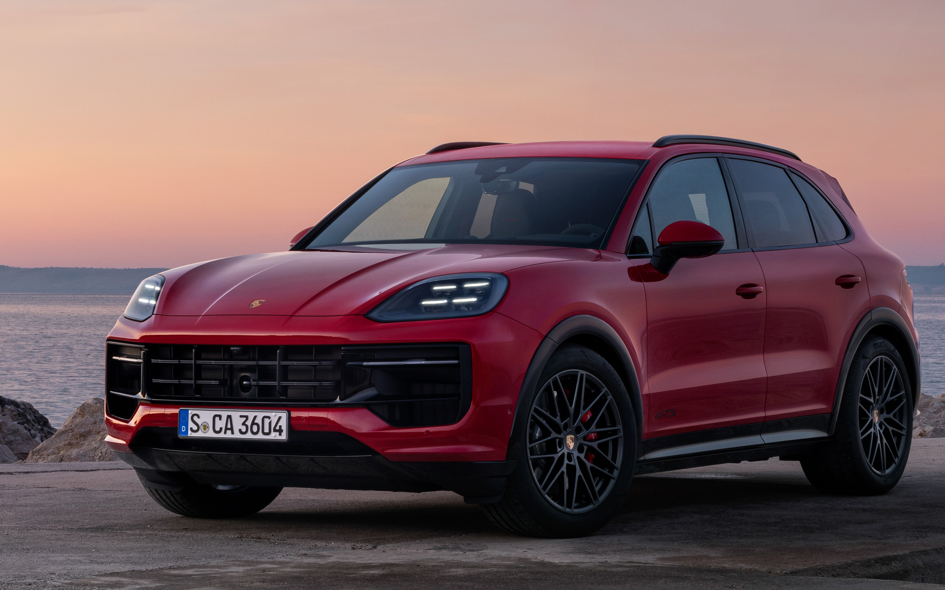 新型「カイエンGTS」