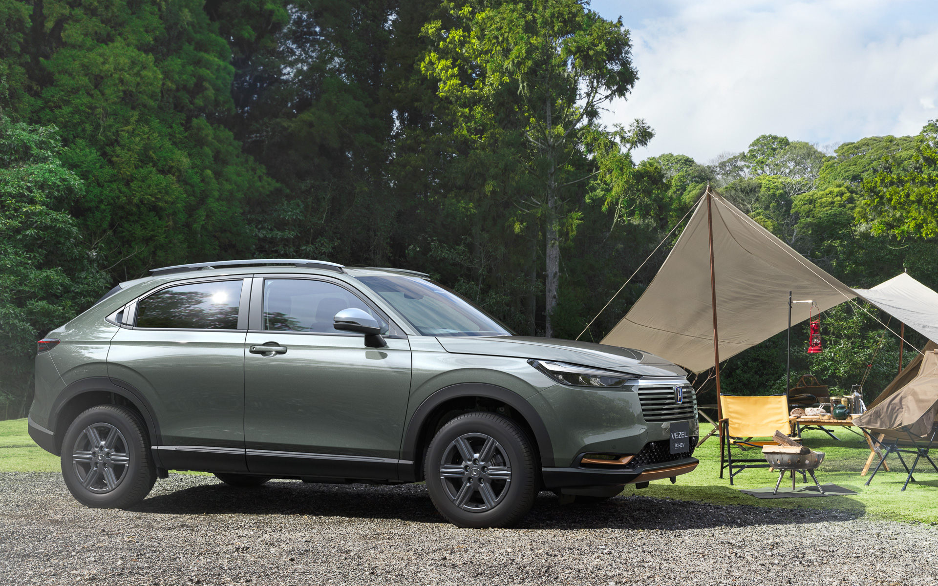 マイチェンされたホンダのコンパクトSUV「ヴェゼル」、新たにアウトドアテイストの“ハントパッケージ”が新設された