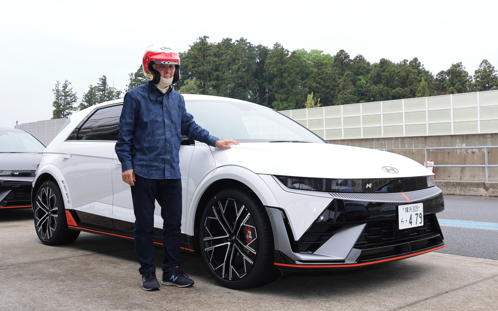 あいにくの雨天だったが、Cd値0.313の重量級ハイパワーカーの実力と俊敏さを発売前に体感する機会に恵まれた