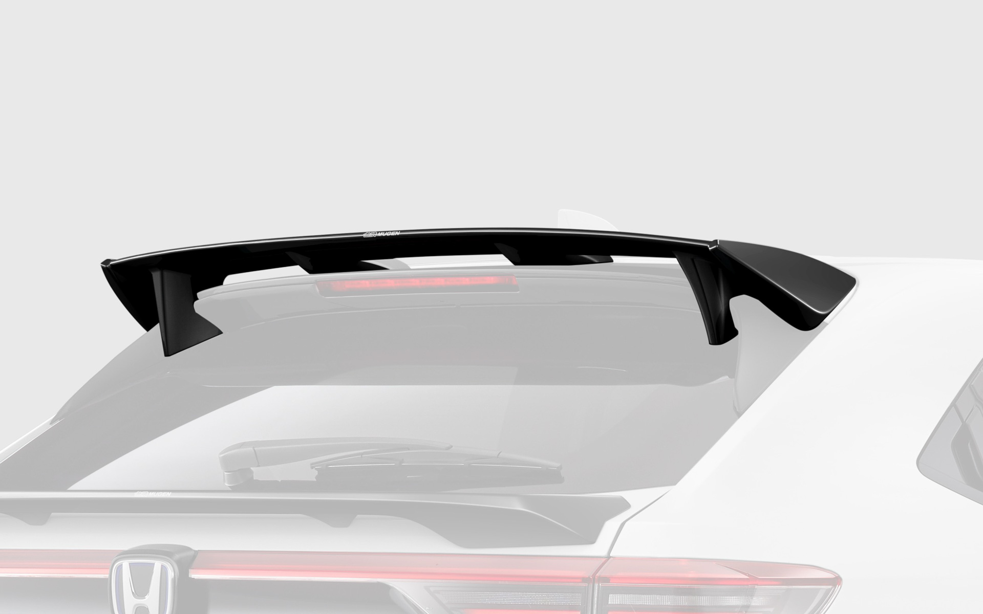 ウイングスポイラー　価格11万円（塗装済）、10万4500円（未塗装）