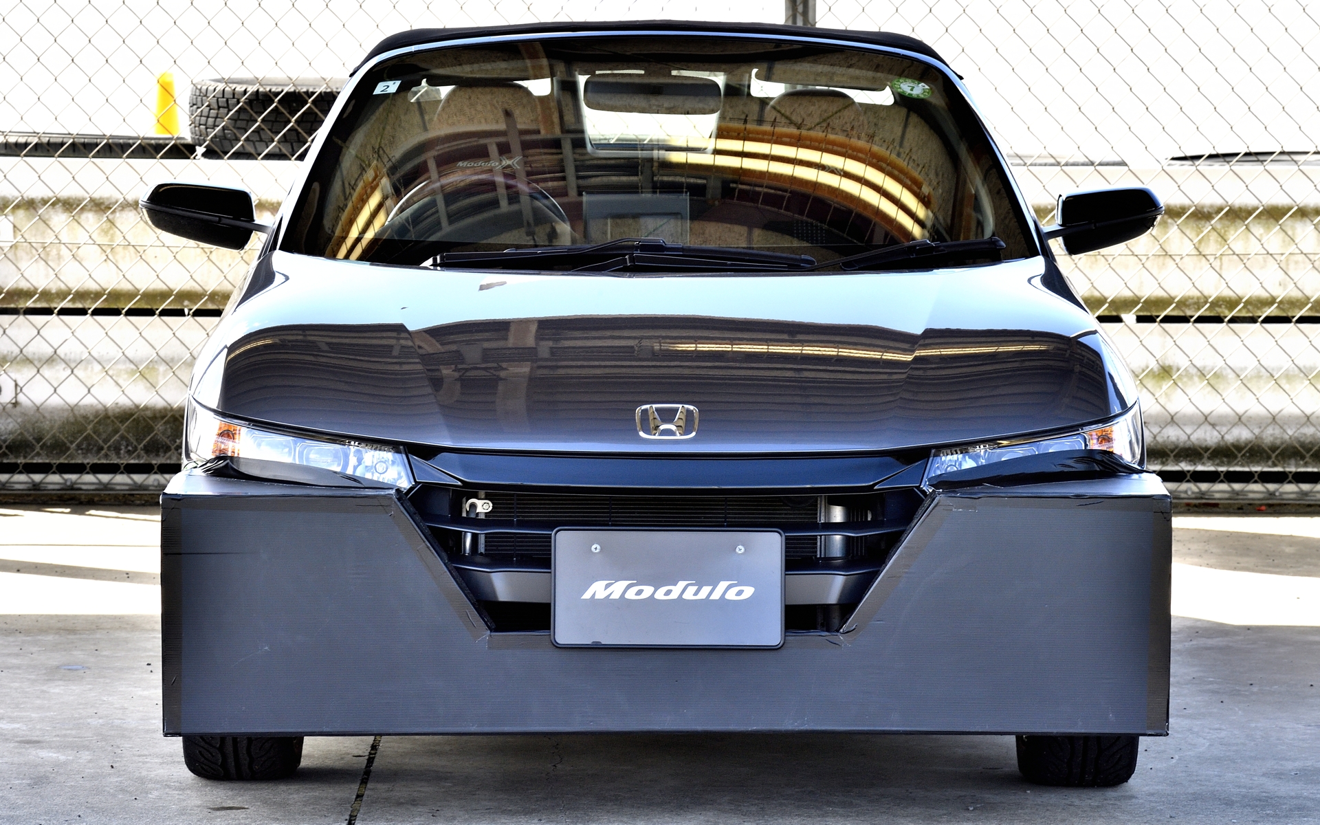 ホンダアクセスがエアロ開発に使用している「ぬりかべ」と呼ばれるアイテムを装着したS660 Modulo X