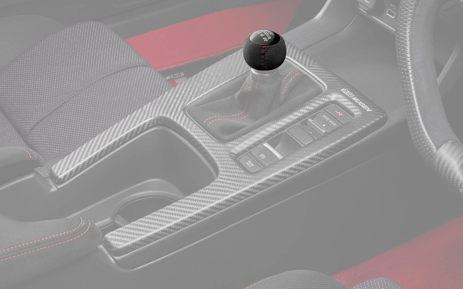 「アルカンターラシフトノブ」（価格：2万2000円）。アルミニウム素材にアルカンターラを巻いた仕様。Φ50