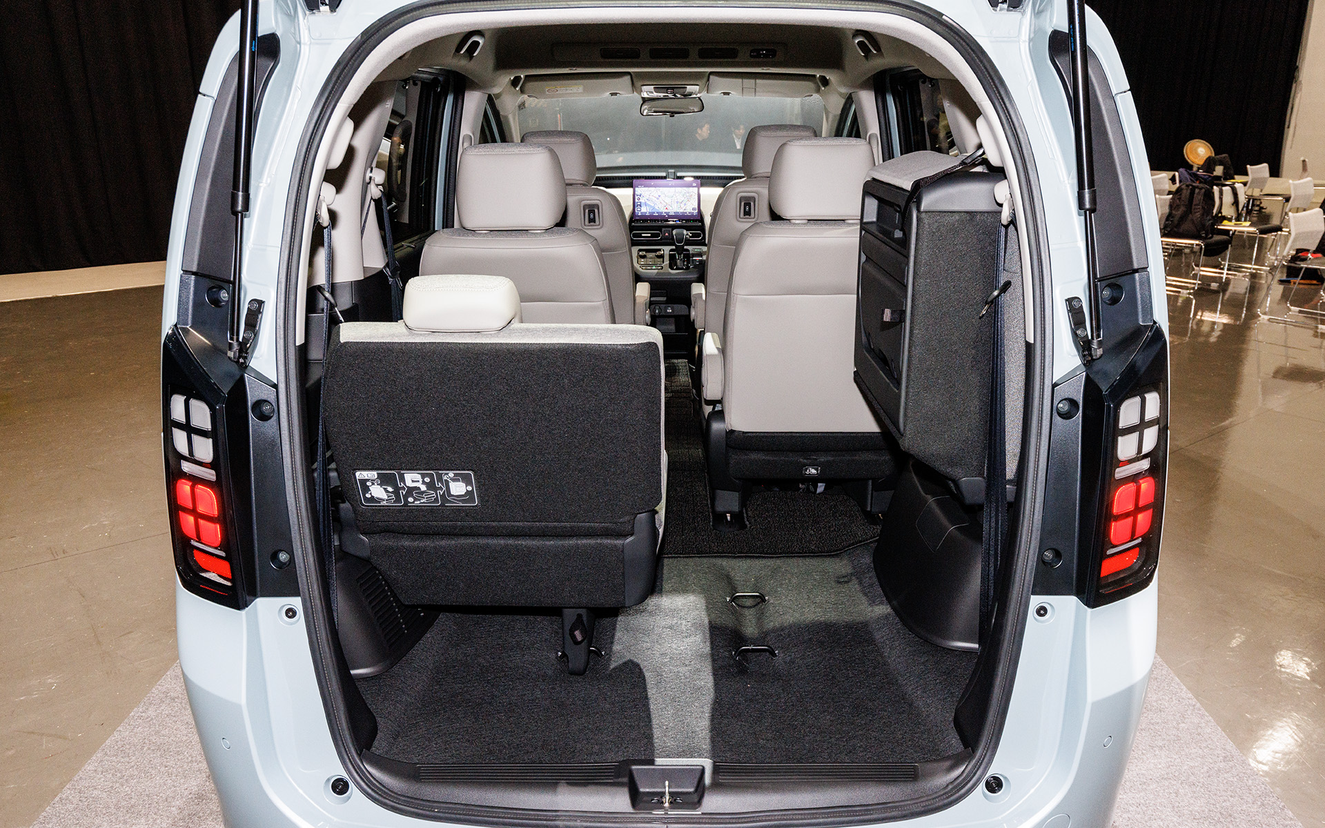 ラゲッジスペースのバリエーション