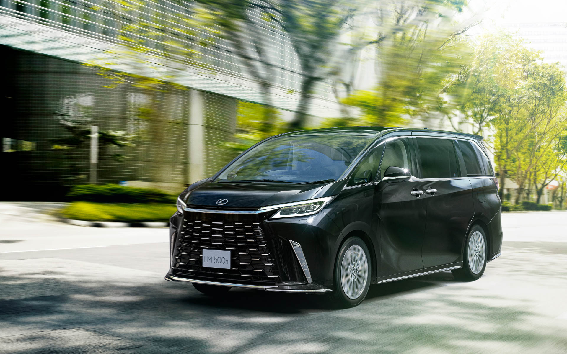 6座仕様のLM500h“version L”