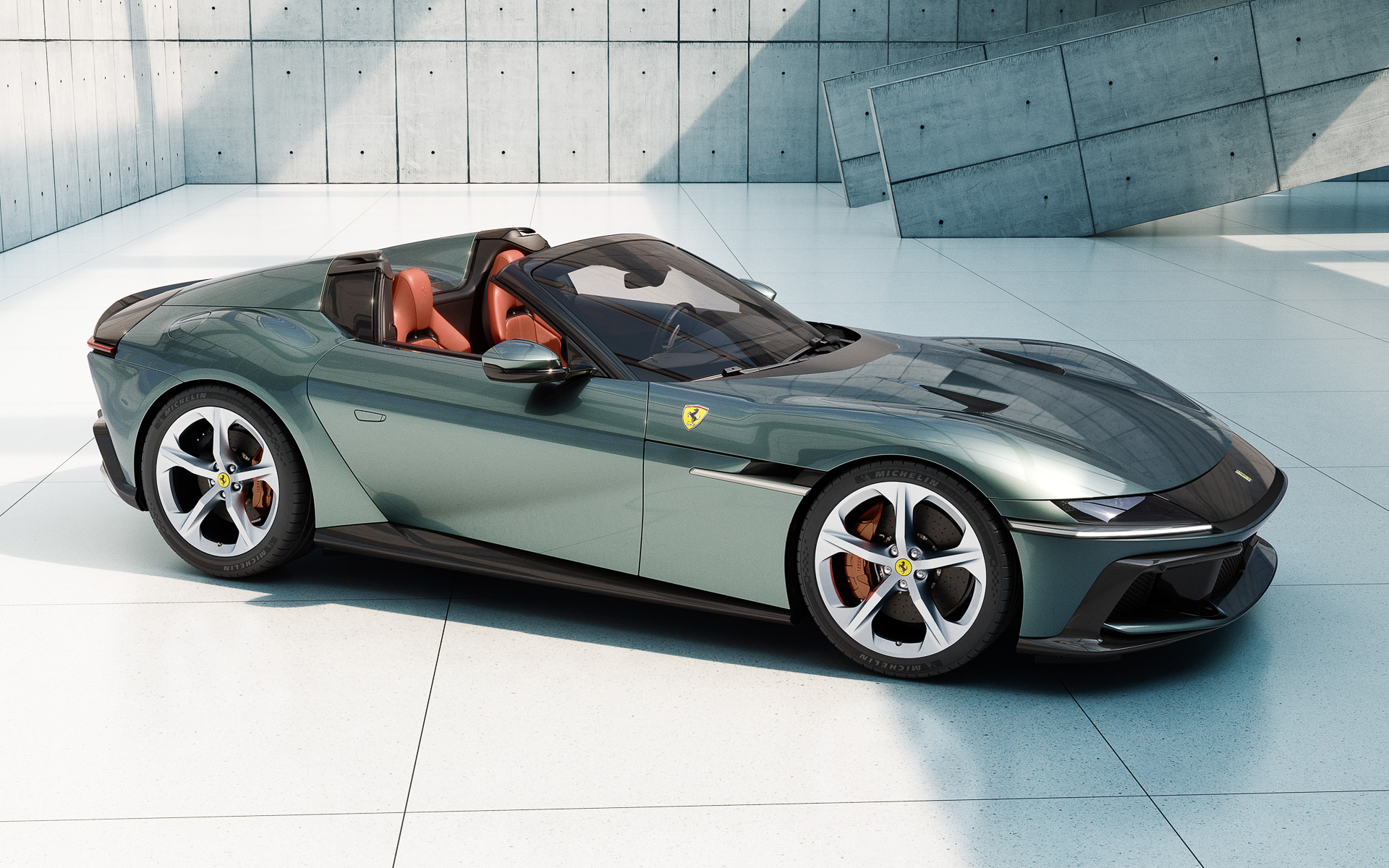 オープンモデル「12チリンドリ スパイダー」