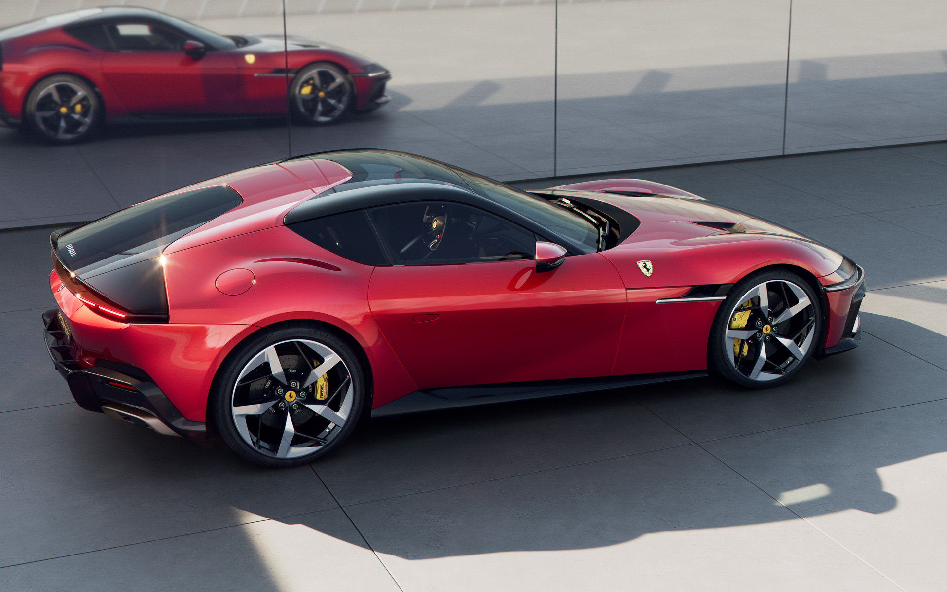 ボディサイズは4733×2176×1292mm（全長×全幅×全高）、ホイールベースは2700mm（スパイダーモデルも同値）