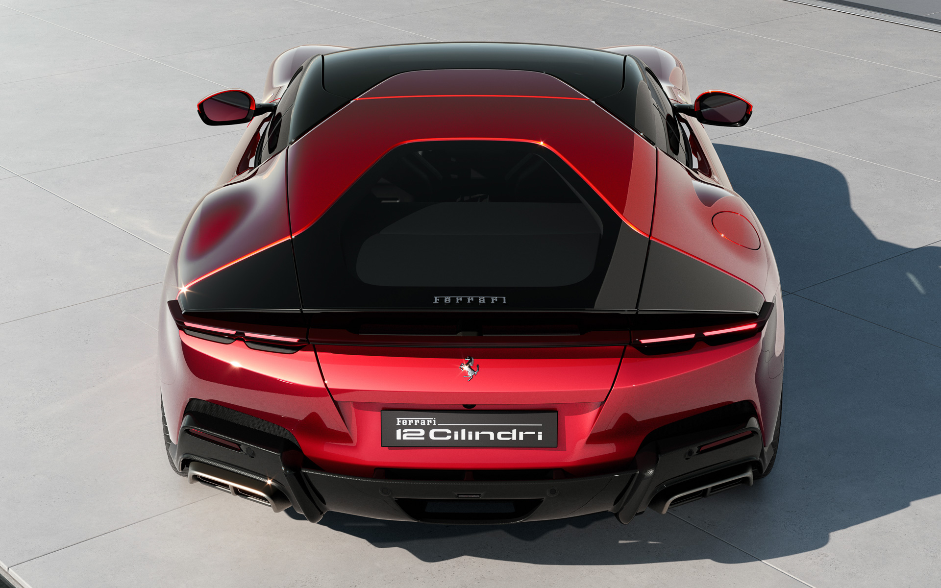 テールエンドの左右は三角形の可動フラップとなっている