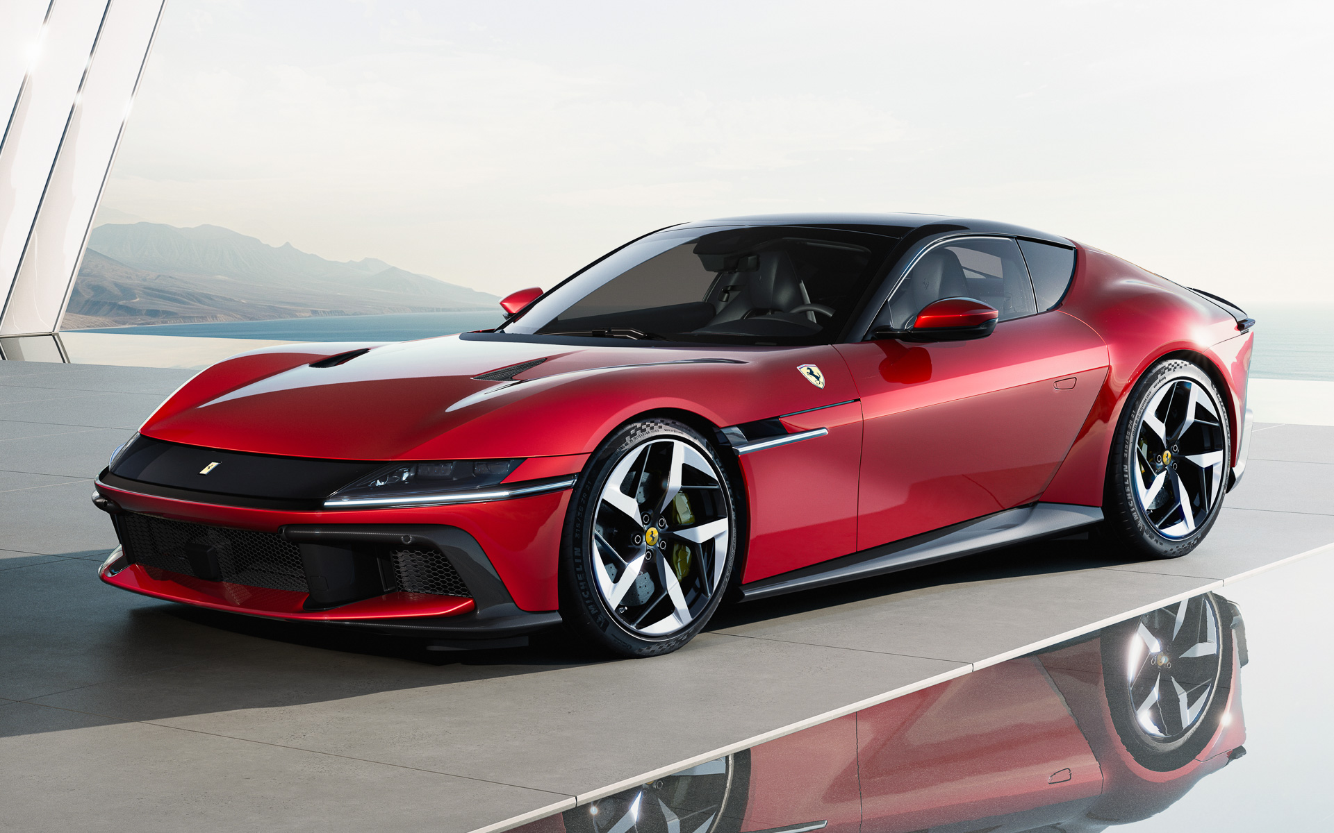 フェラーリの新型2シータークーペ「12チリンドリ」