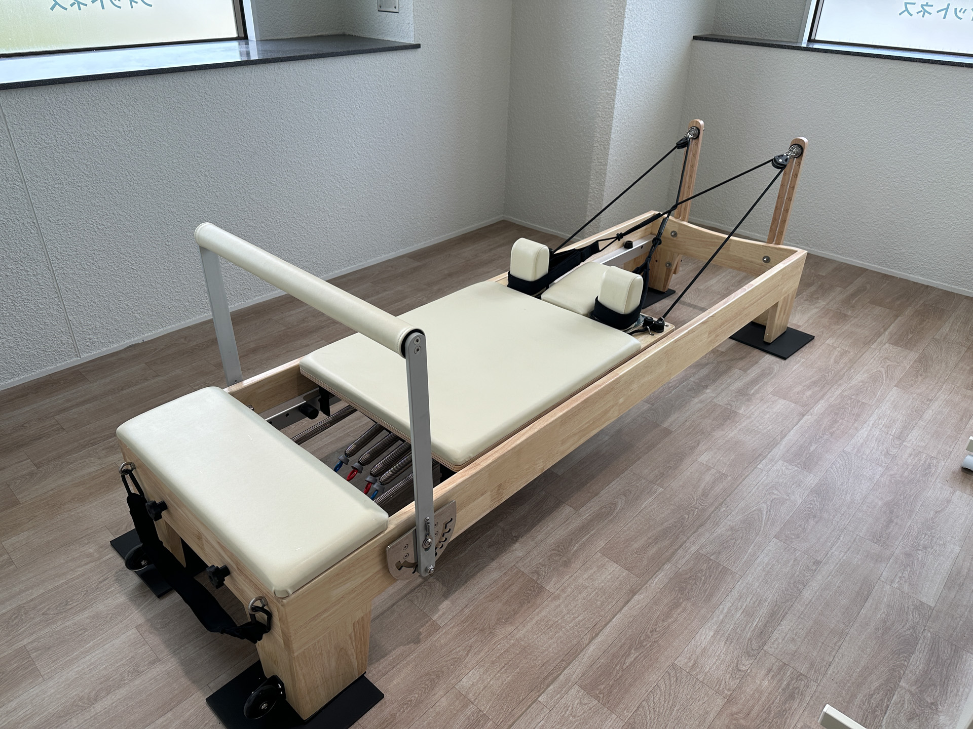 「chocoZAP日本平PA（上り）店」の店舗内部