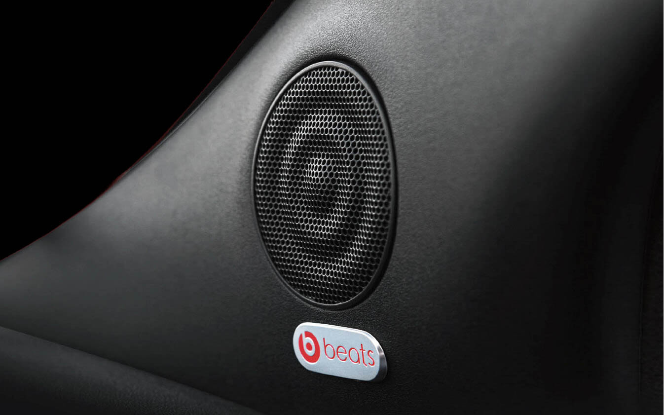 Beats製のプレミアムサウンドシステムを標準搭載