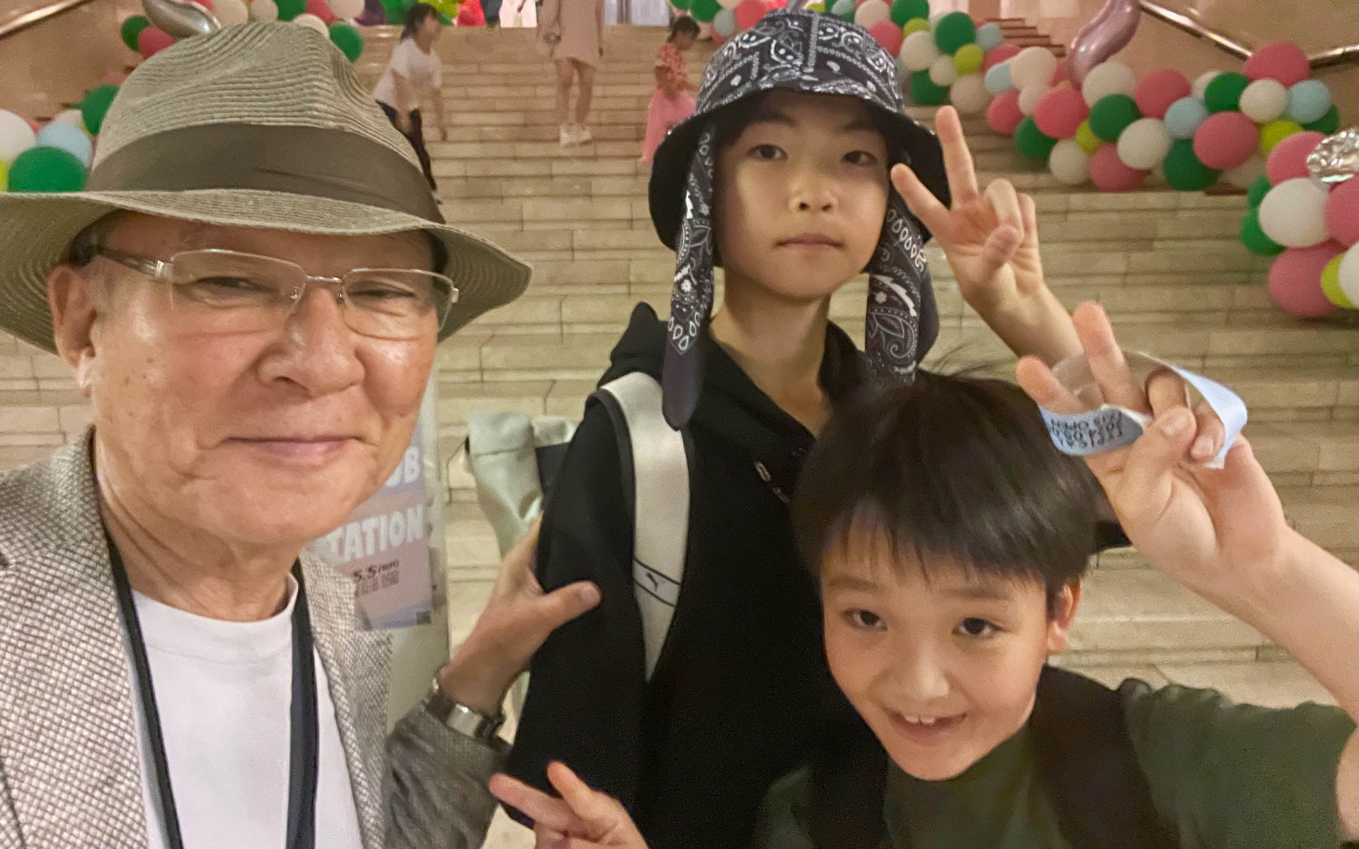 キレキレのヒップホップダンスを披露してくれたのは帽子の子です