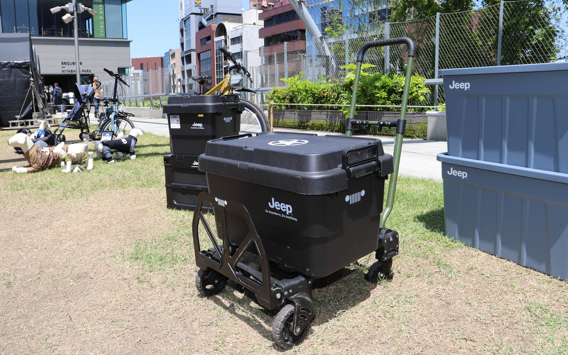 さまざまなジープグッズ