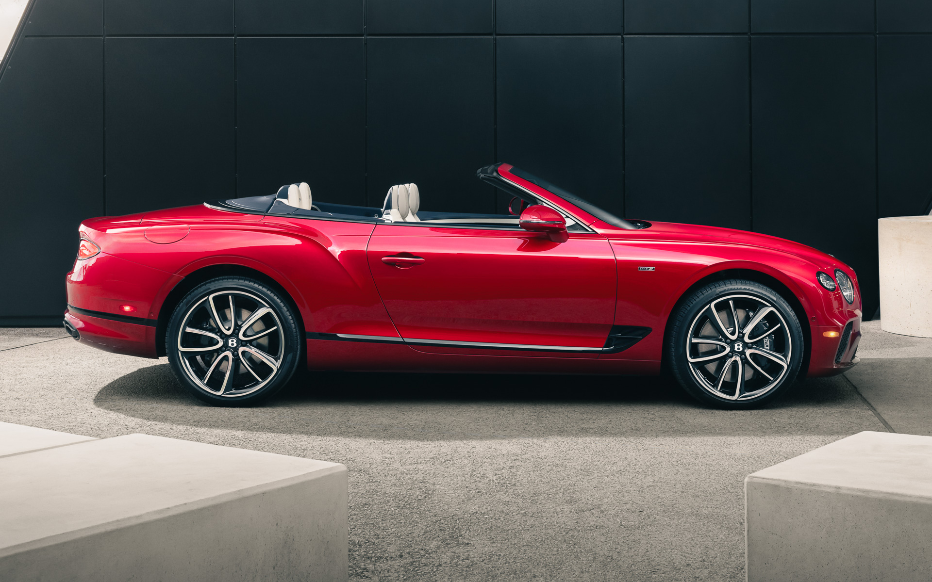 コンチネンタルGTC エディション8