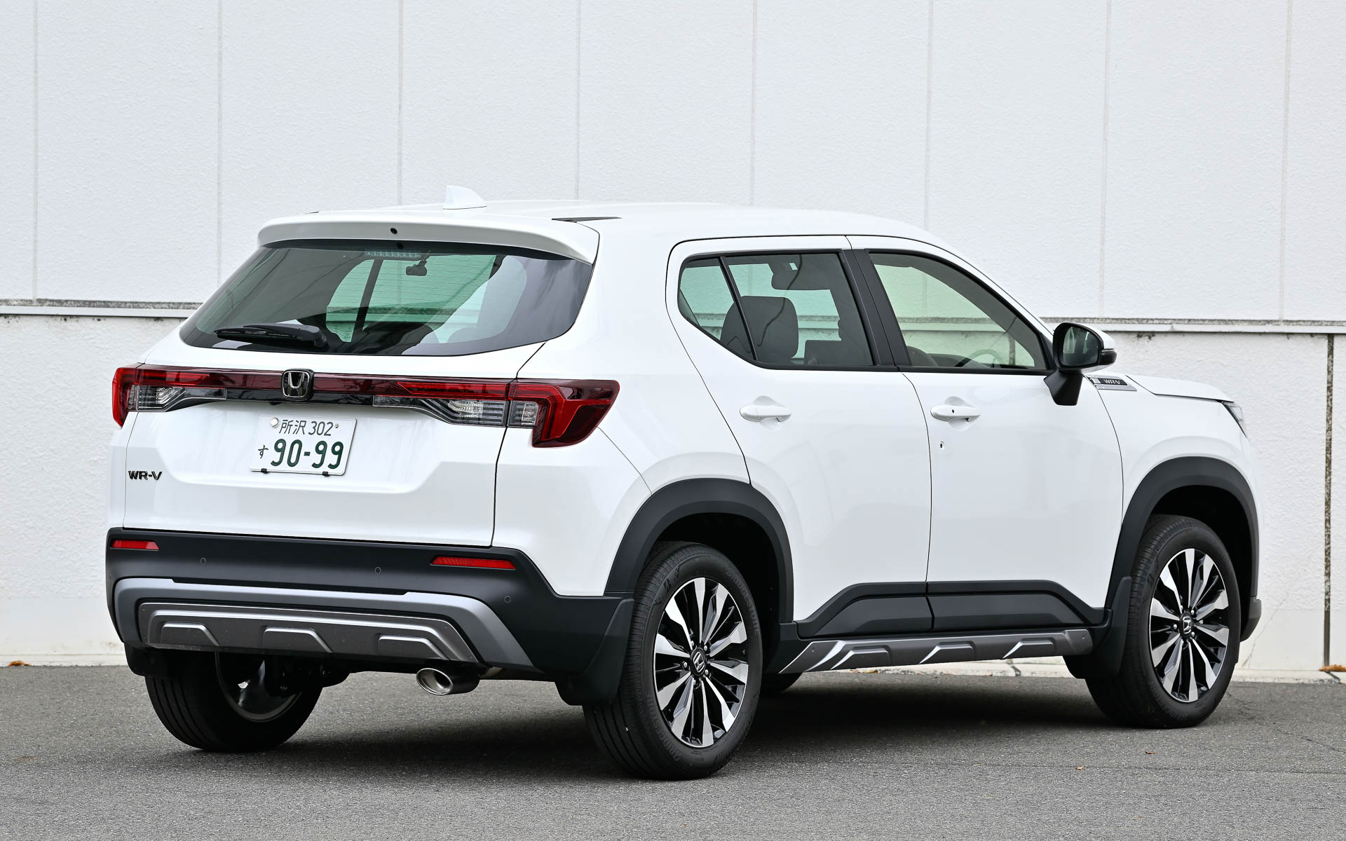 WR-V純正アクセサリー装着車“TOUGH STYLE”