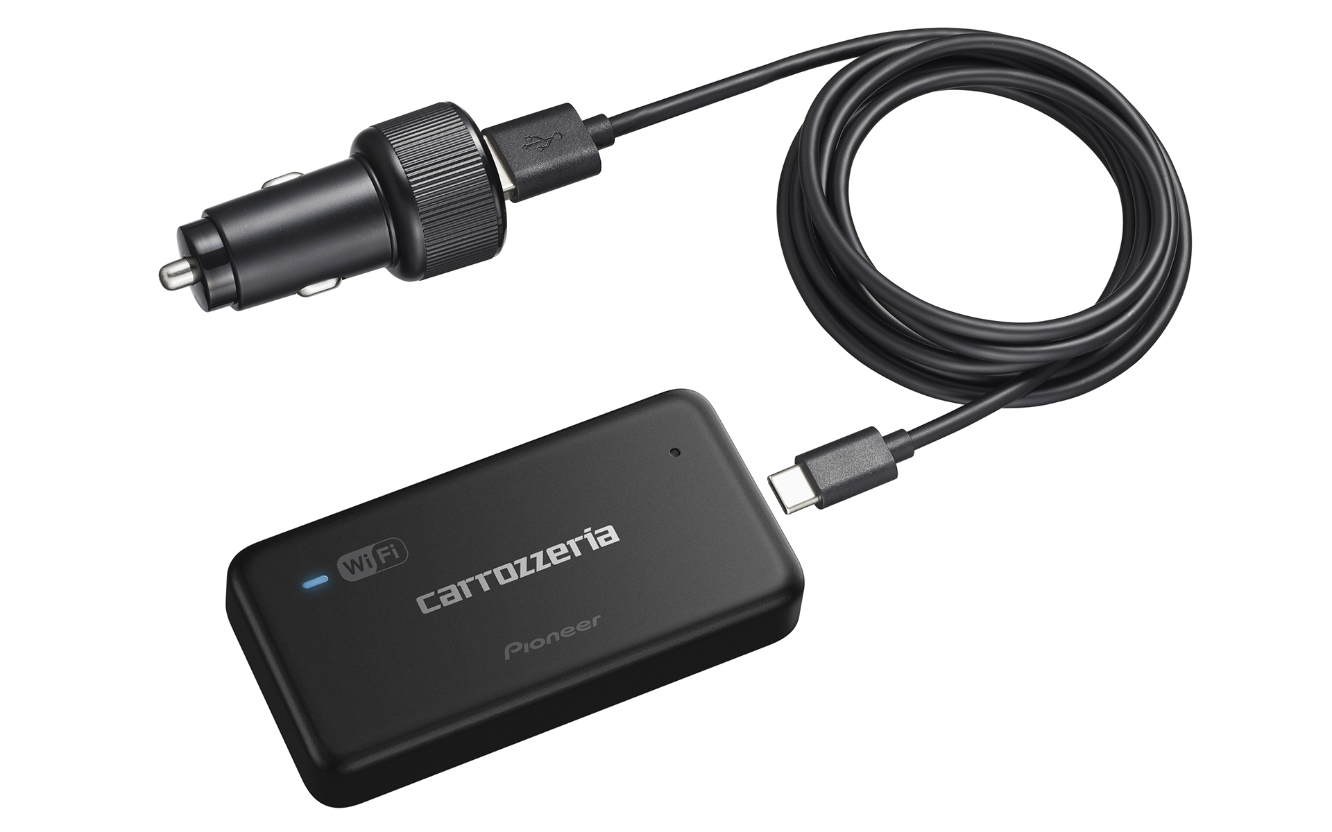 「DCT-WR200D」にはUSBシガーチャージャーが付属し、幅広い車種に設置できる