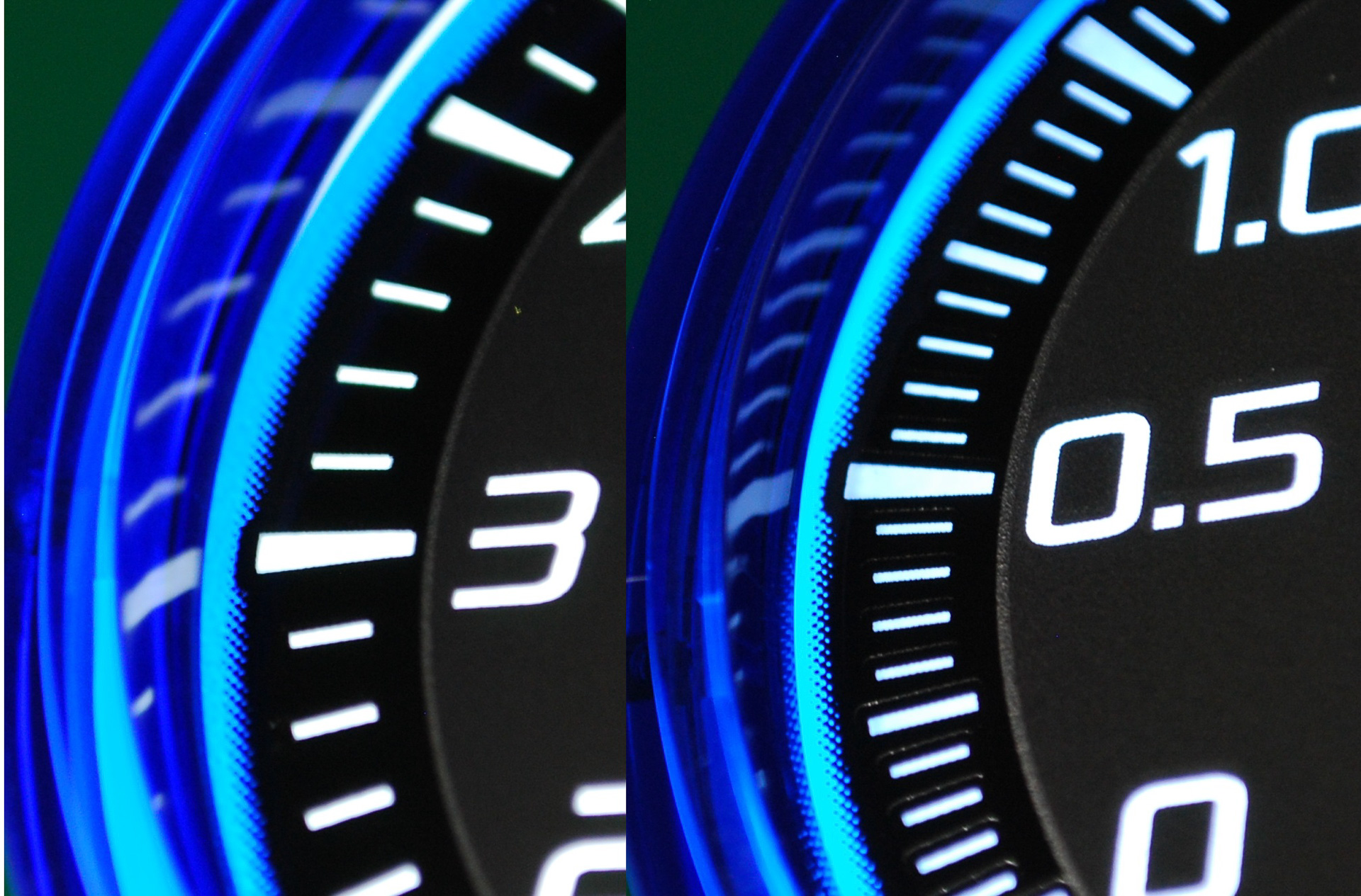 左が新製品、右が前モデル。見返し部分（ガラス面と文字板の間の内壁部分）の発光量を従来比200％として、より奥行き感のある加飾意匠へ進化している