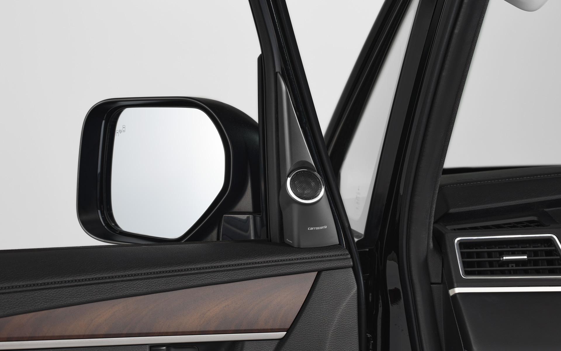 「UD-K306」/装着イメージ