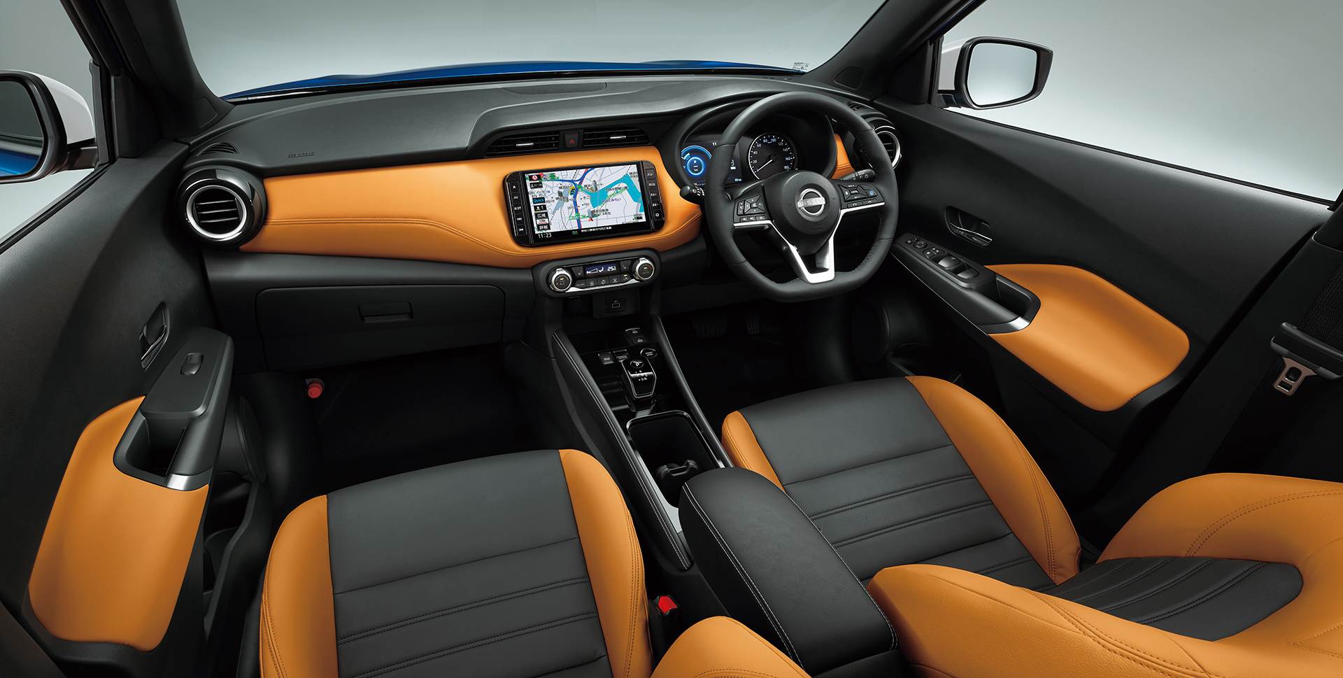 X ツートーンインテリアエディション（オレンジ内装）