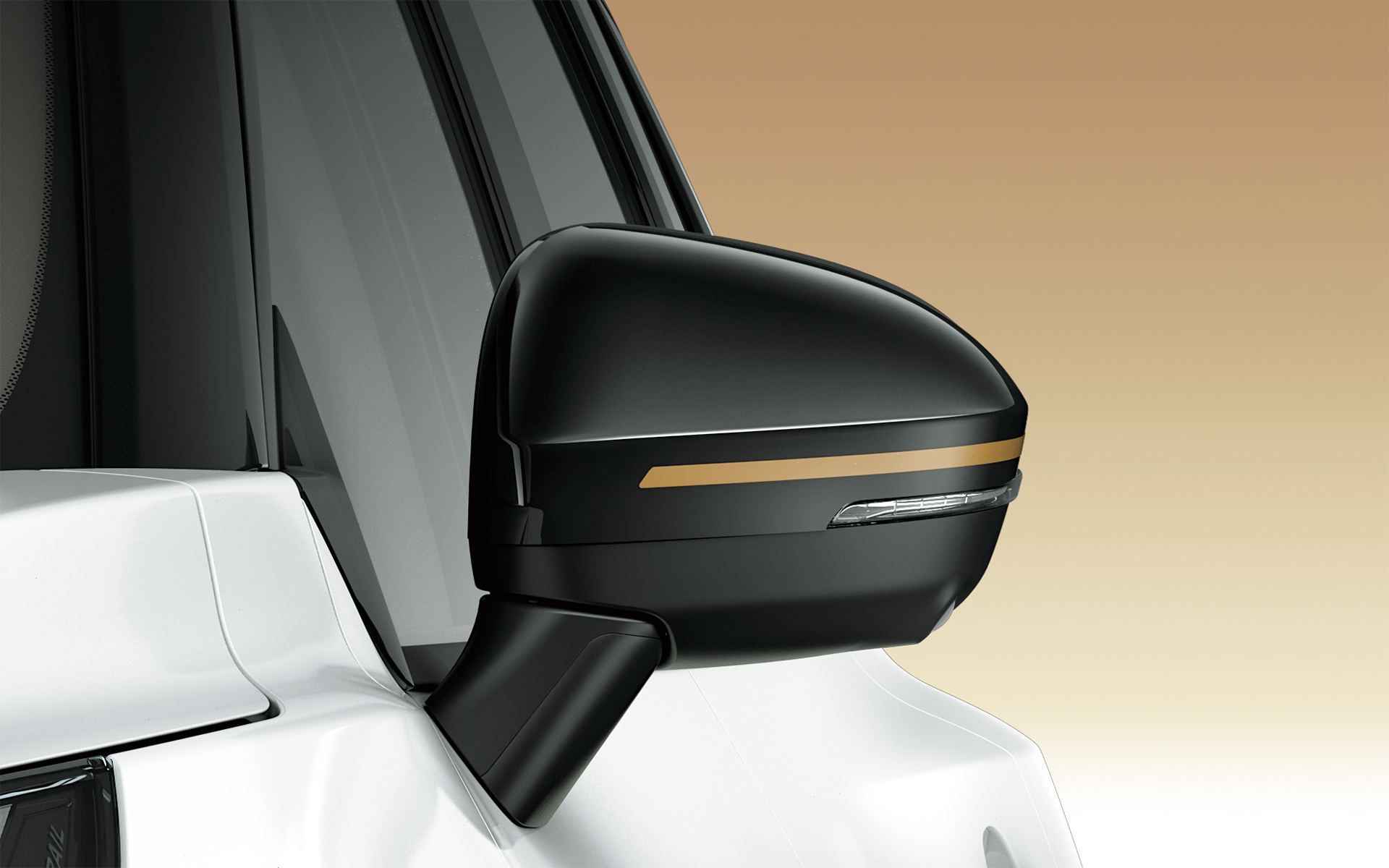 90周年記念車ではルーフレールとフロントのVモーションをカッパー色化し、ブラックカラーにカッパーストライプがデザインされたドアミラー、ブラック化した18インチアルミホイールなどを標準装備