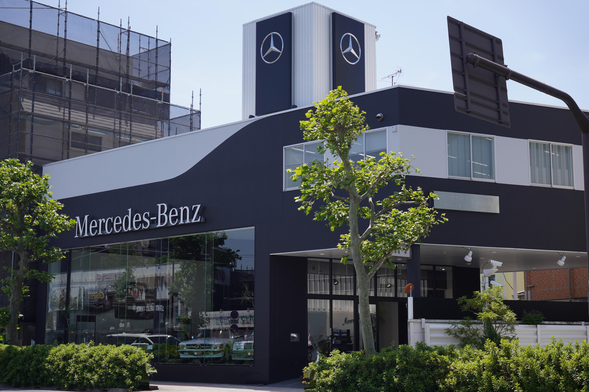 メルセデス・ベンツ ALL TIME STARS の世界観を表現したショールーム