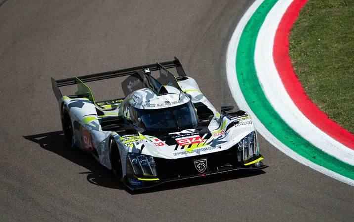 WECに参戦しているプジョーのハイブリッド・ハイパーカー「9X8」