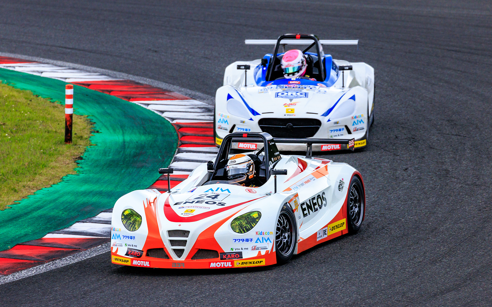 スタートで2台を抜けたものの、まだレースは長い……