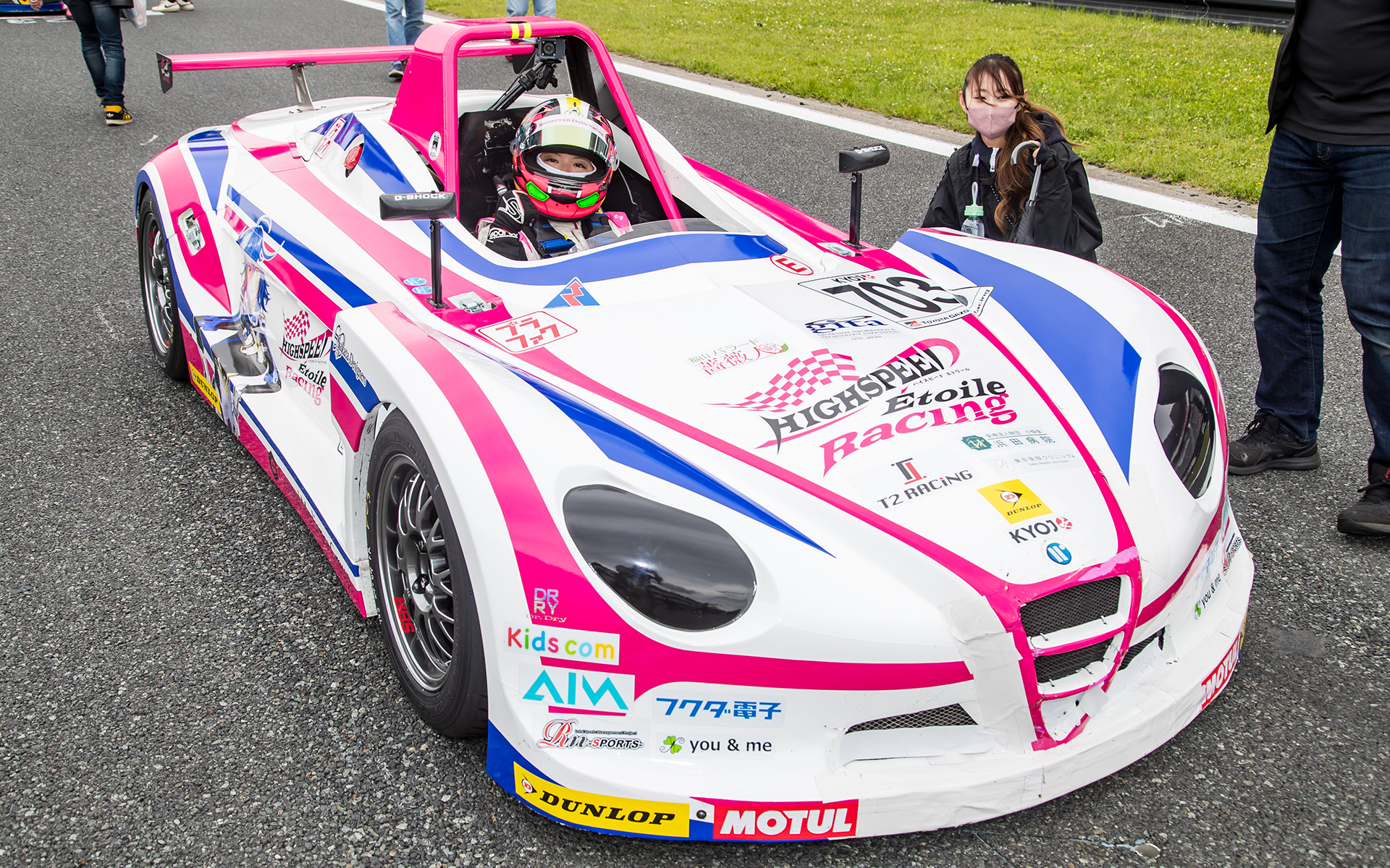 703号車 ハイスピードエトワールR VITAの清水愛選手も今年から参戦する1人