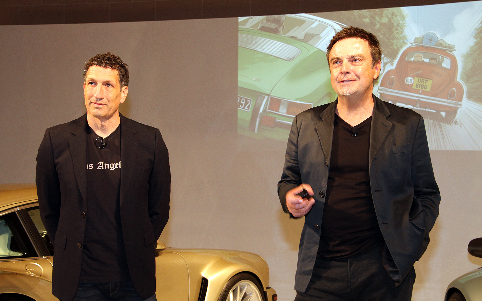 シンガー創業者兼エグゼクティブ・チェアマンのロブ・ディキンソン氏（右）と最高経営責任者・CEOのマゼン・ファワズ氏（左）