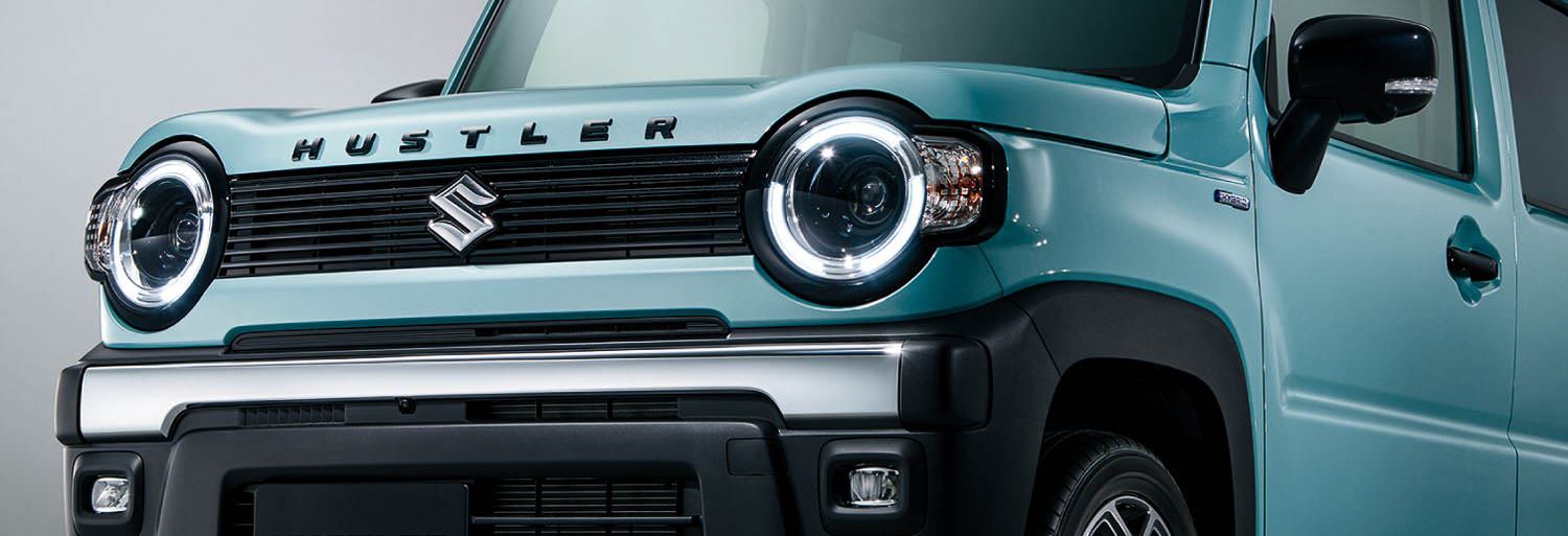 専用アイテムを装着するフロントまわり