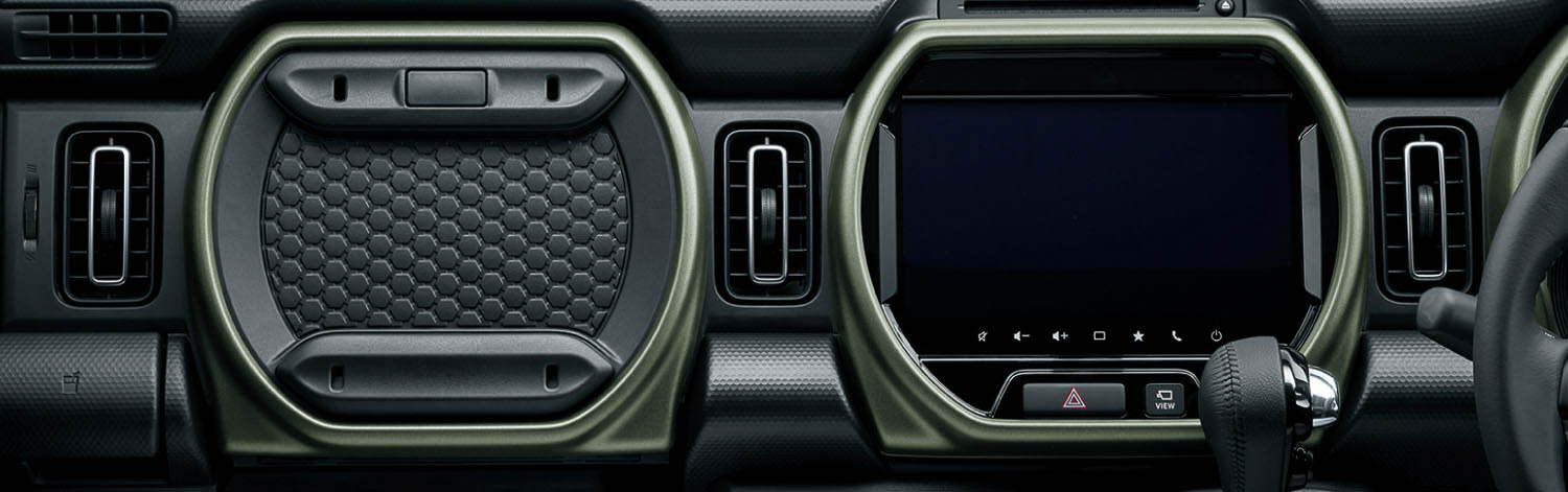 インパネカラーガーニッシュ（マットカーキ）＆_エアコンルーバーアクセント（サテンメッキ調）