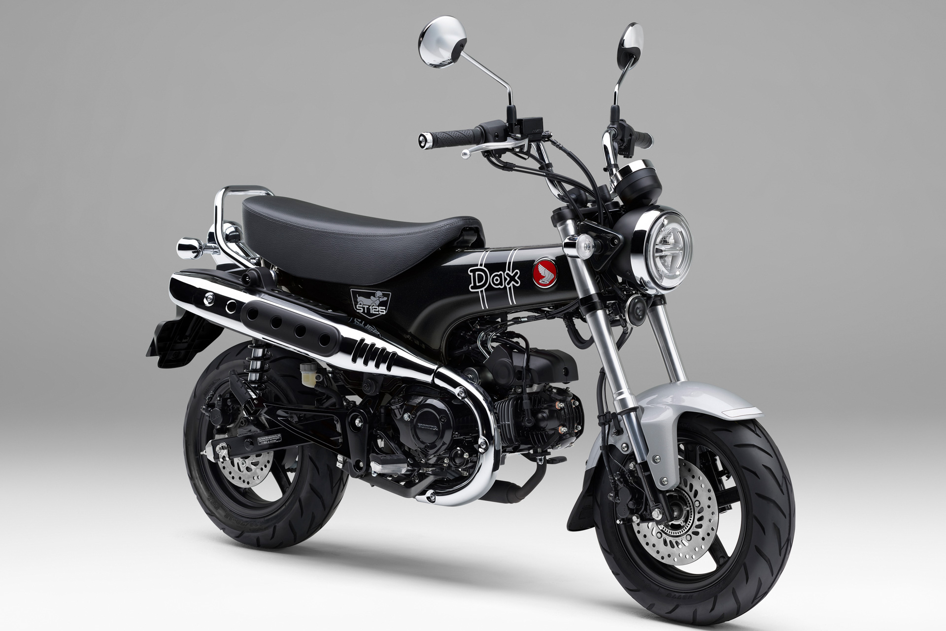 ダックス125（パールシャイニングブラック）