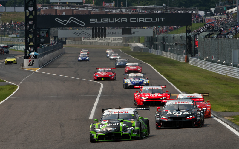 SUPER GT第3戦鈴鹿、37号車 TOM'S GR Supraが優勝、GT300は777号車 D